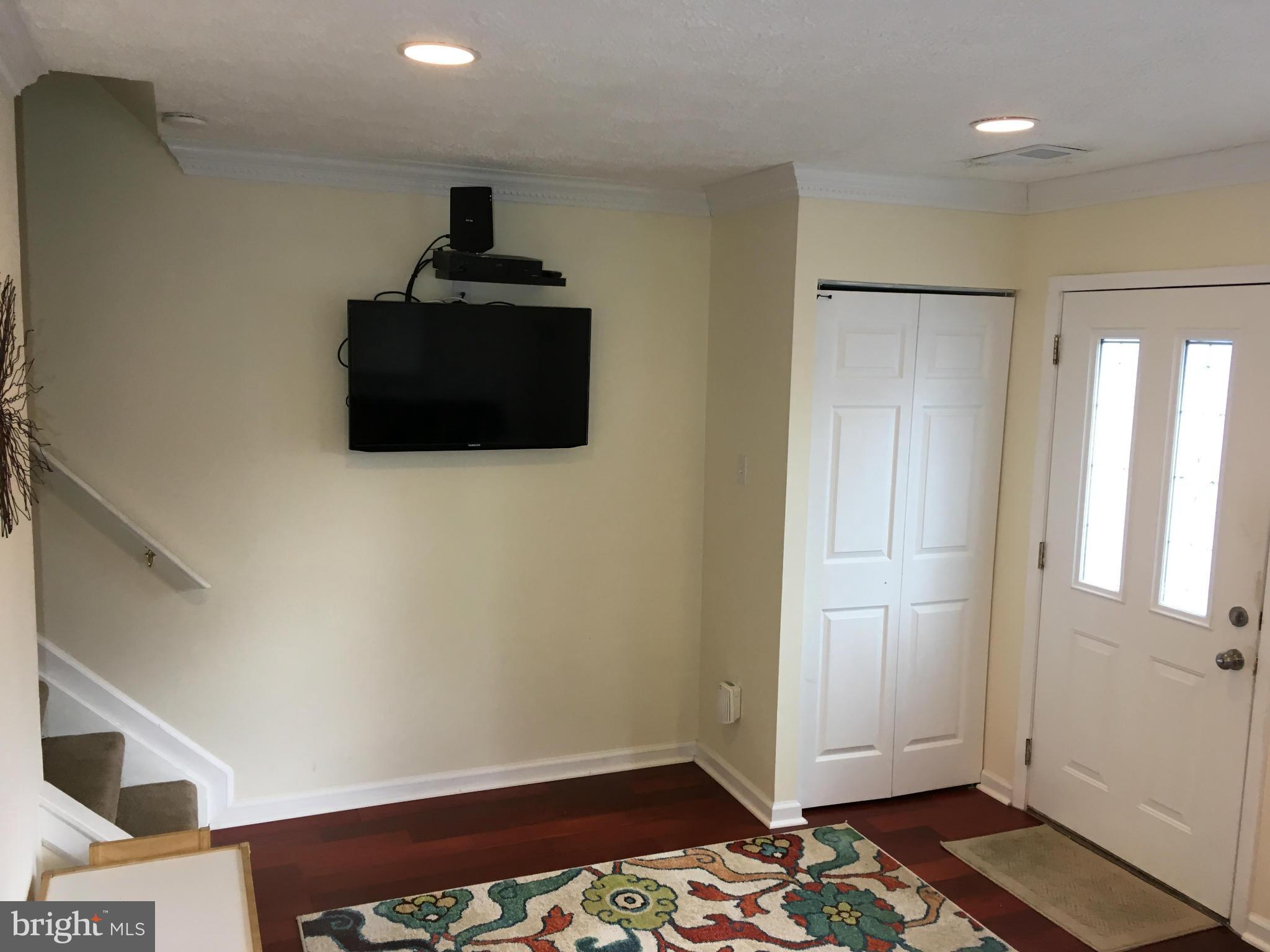 HILLTOP VILLAGE CONDOMINIUMS - Residential