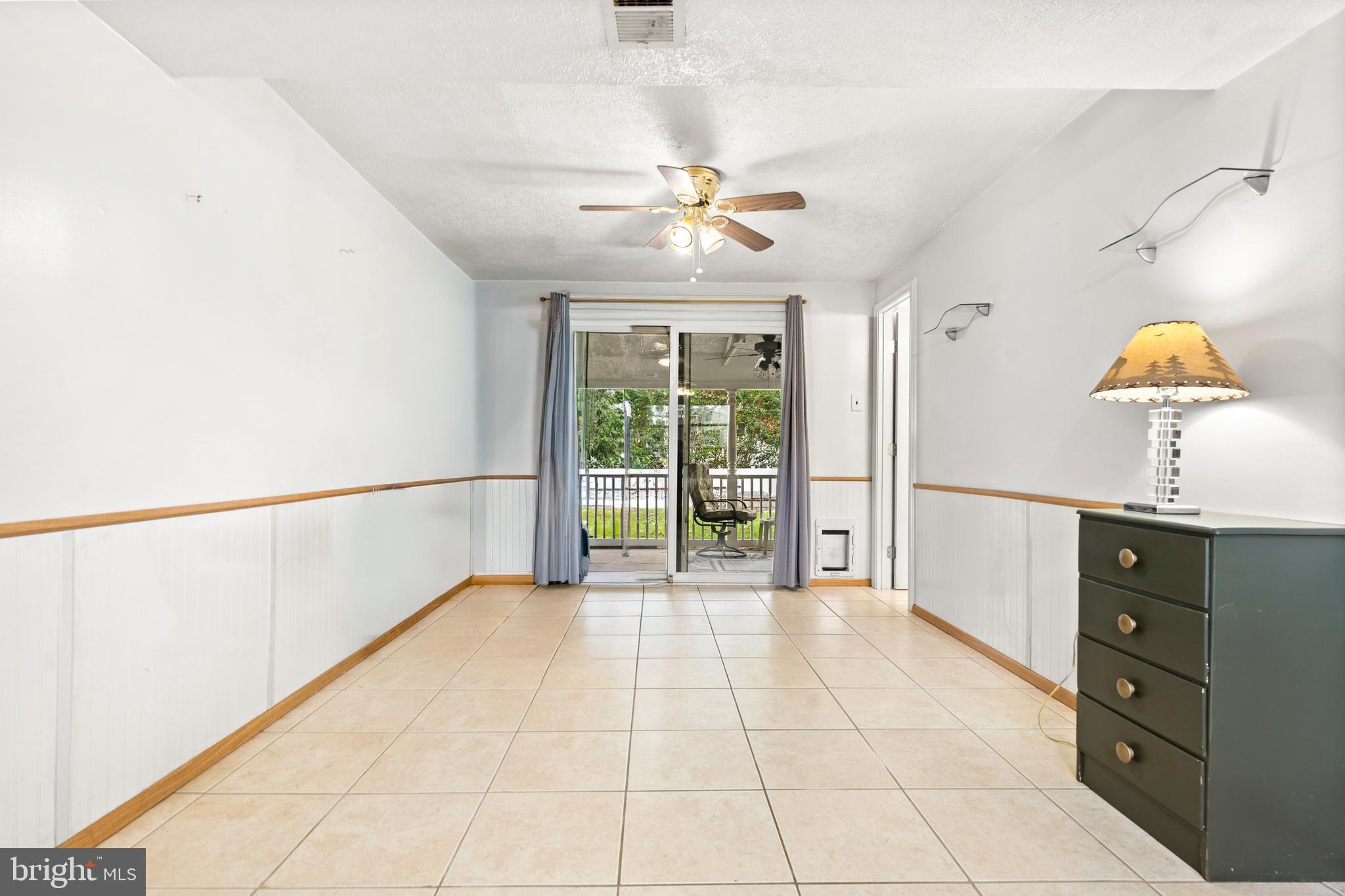 THE PROVINCES - Residential