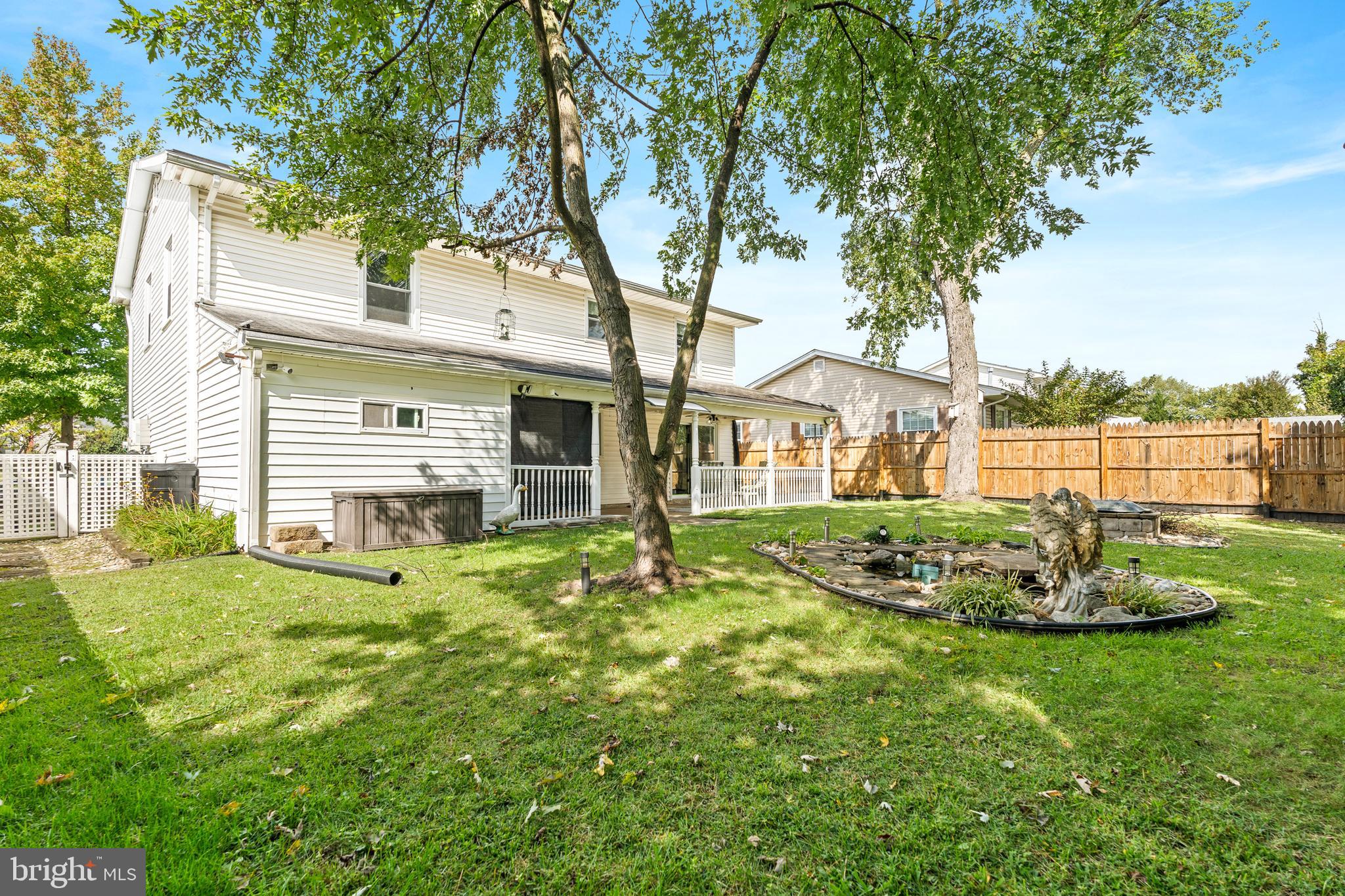 THE PROVINCES - Residential