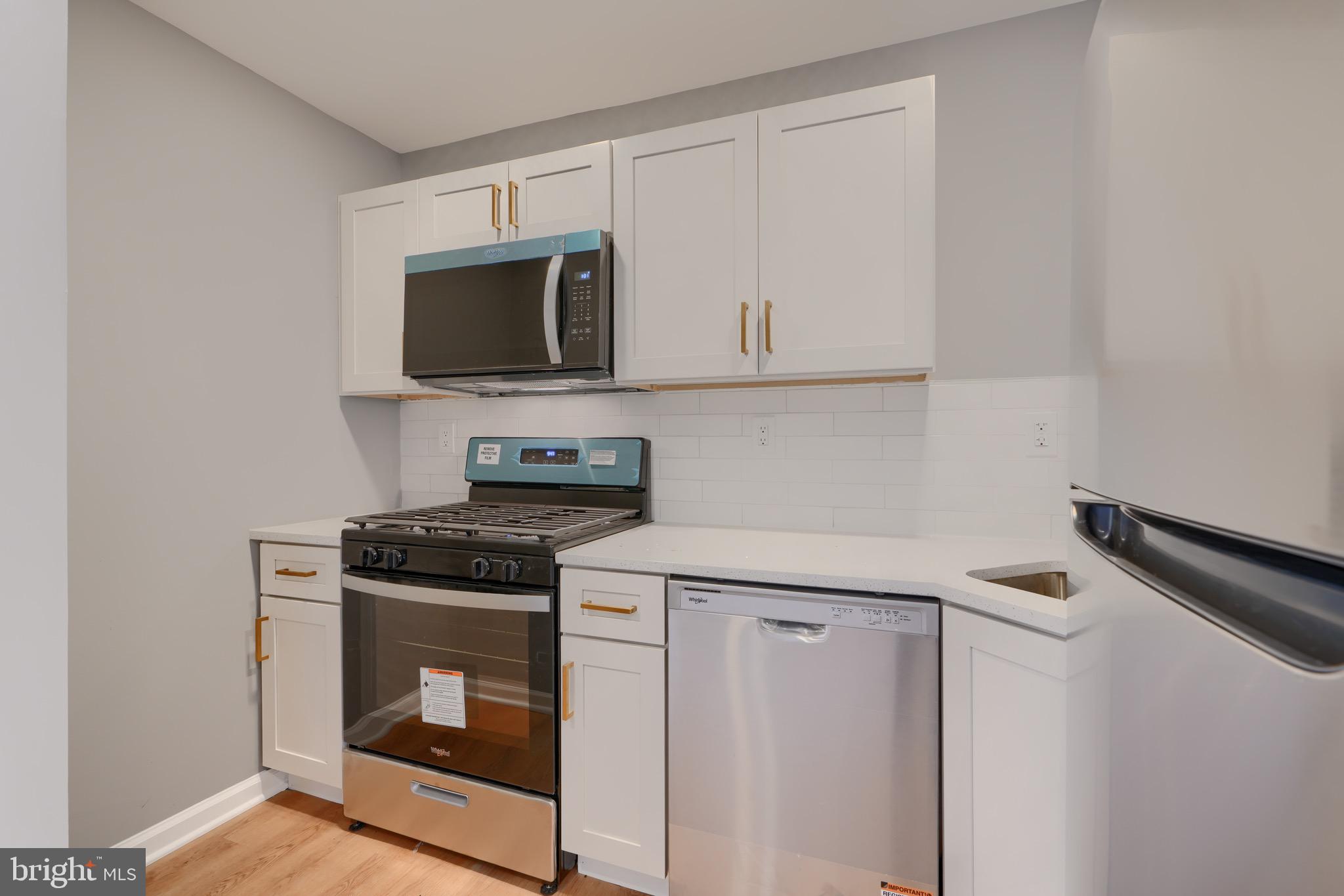 HAMPDEN HISTORIC DISTRICT - Residential Lease
