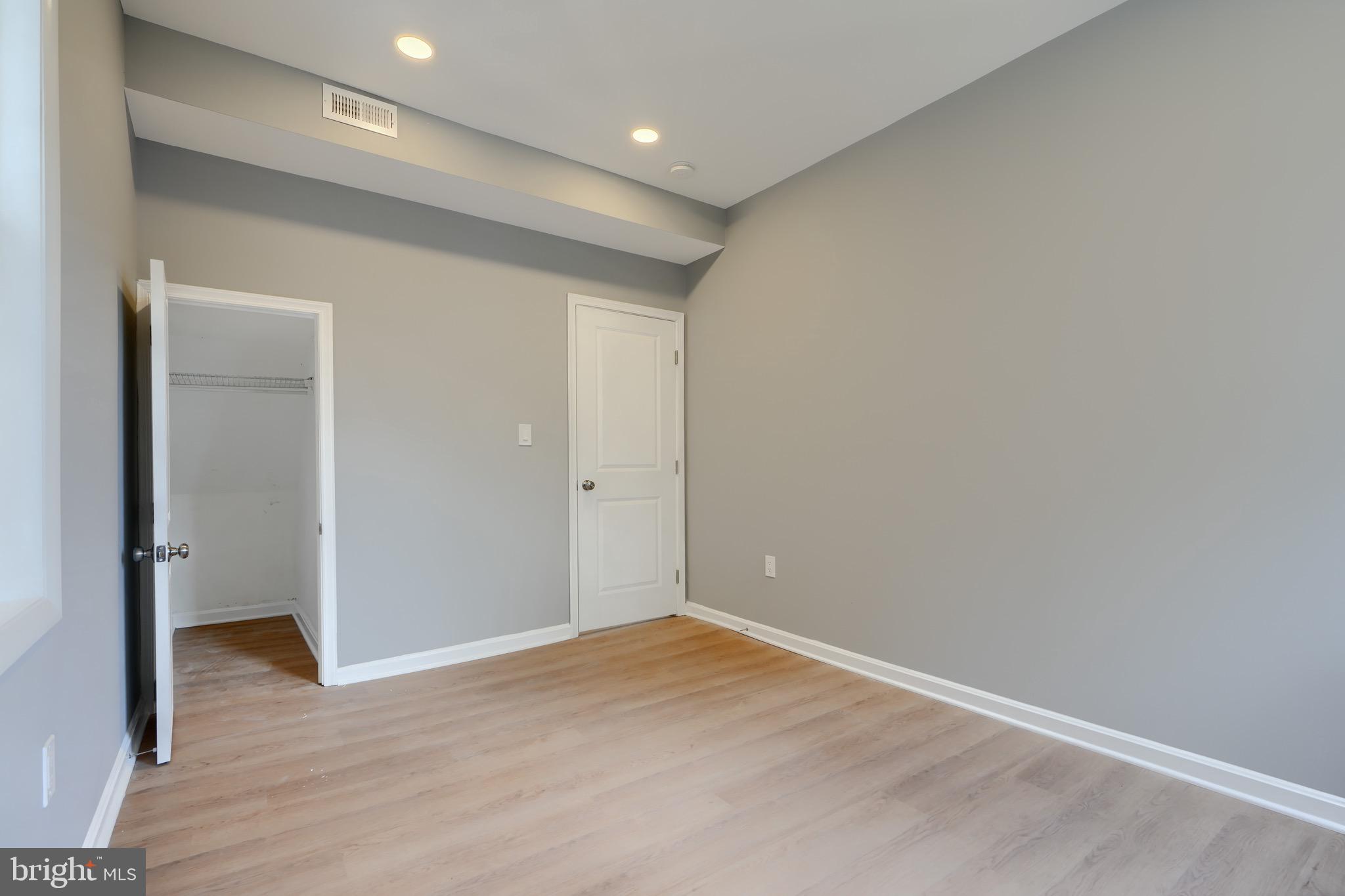 HAMPDEN HISTORIC DISTRICT - Residential Lease