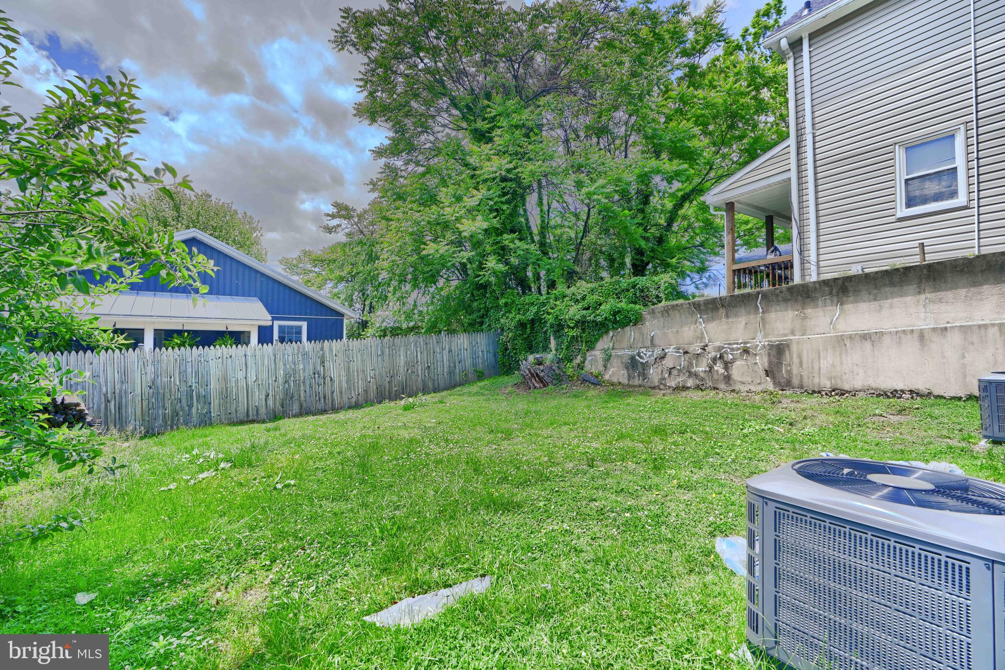 HAMPDEN HISTORIC DISTRICT - Residential Lease