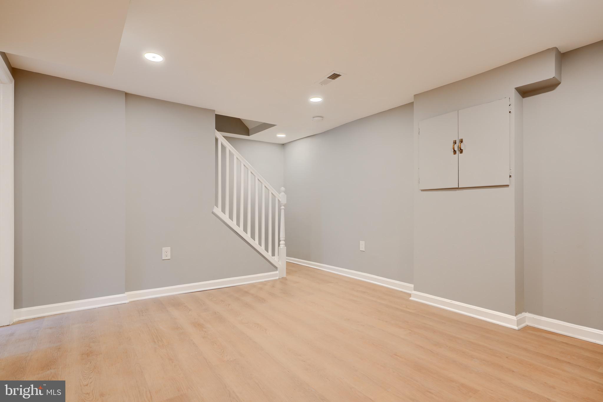 HAMPDEN HISTORIC DISTRICT - Residential Lease
