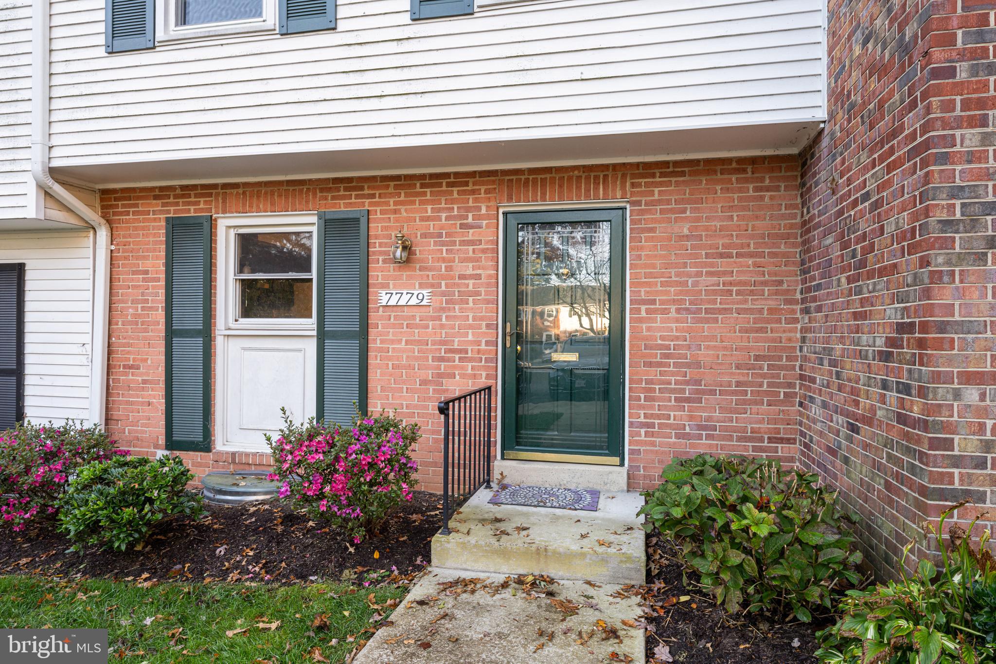 7779 TIVERTON DRIVE