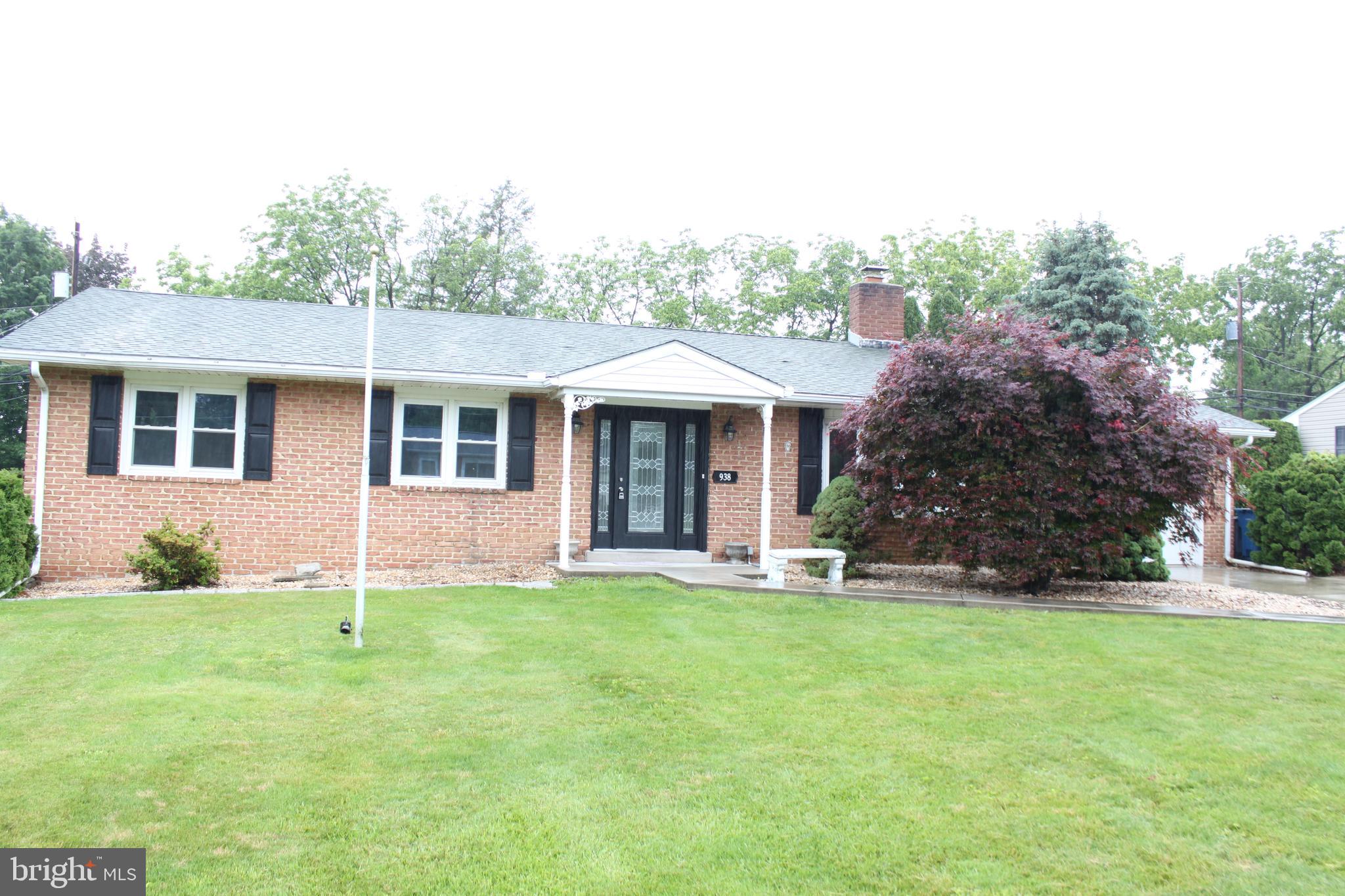 938 EMILY DRIVE