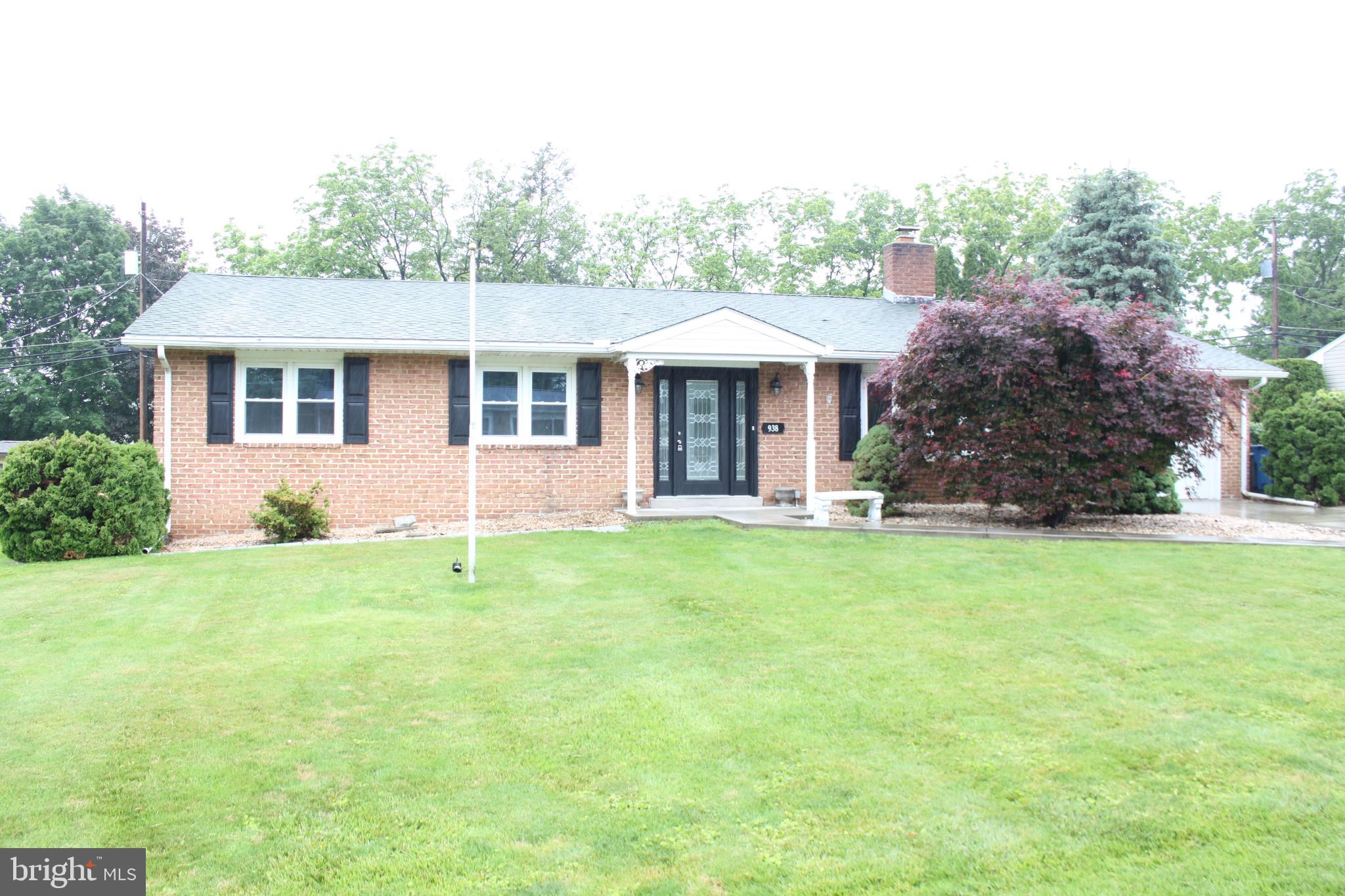 938 EMILY DRIVE