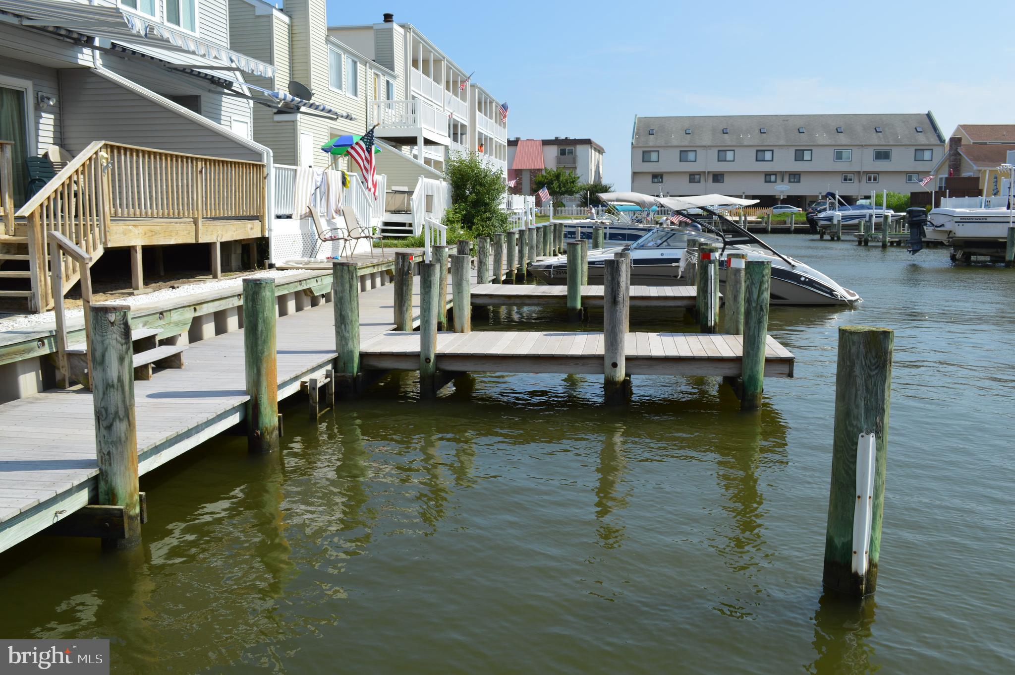 CAINE HARBOR MILE - Residential