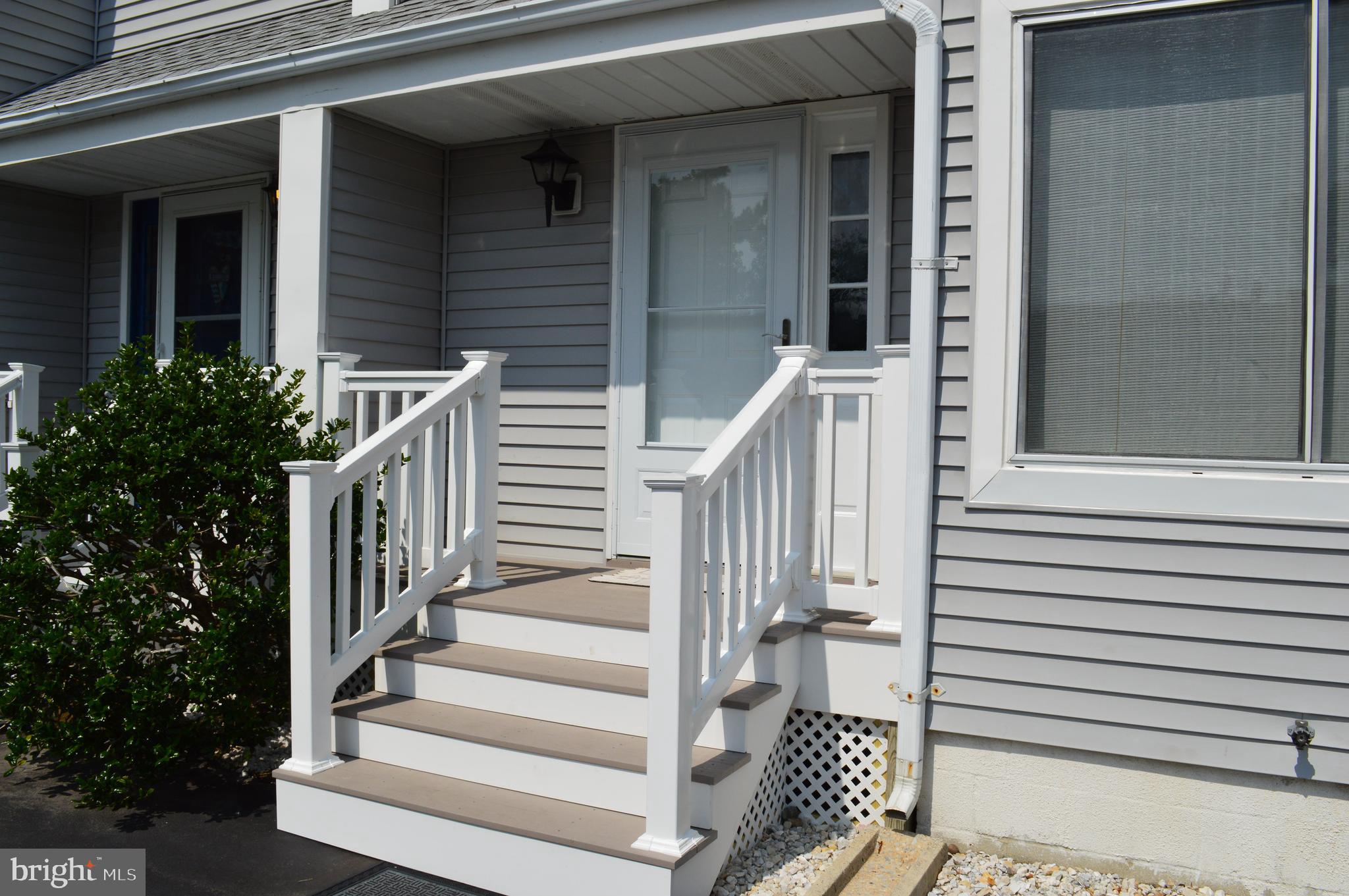 CAINE HARBOR MILE - Residential