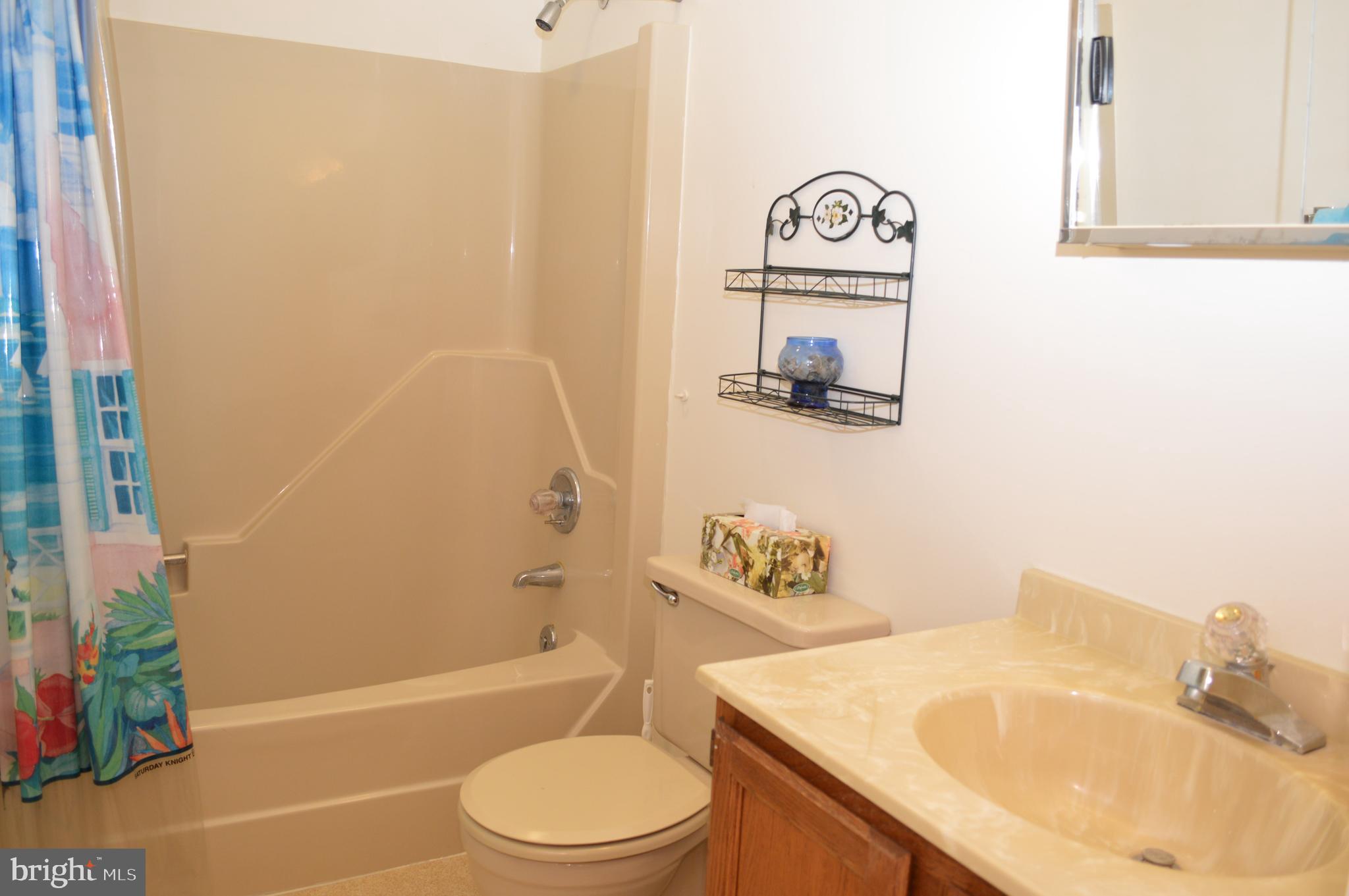 CAINE HARBOR MILE - Residential