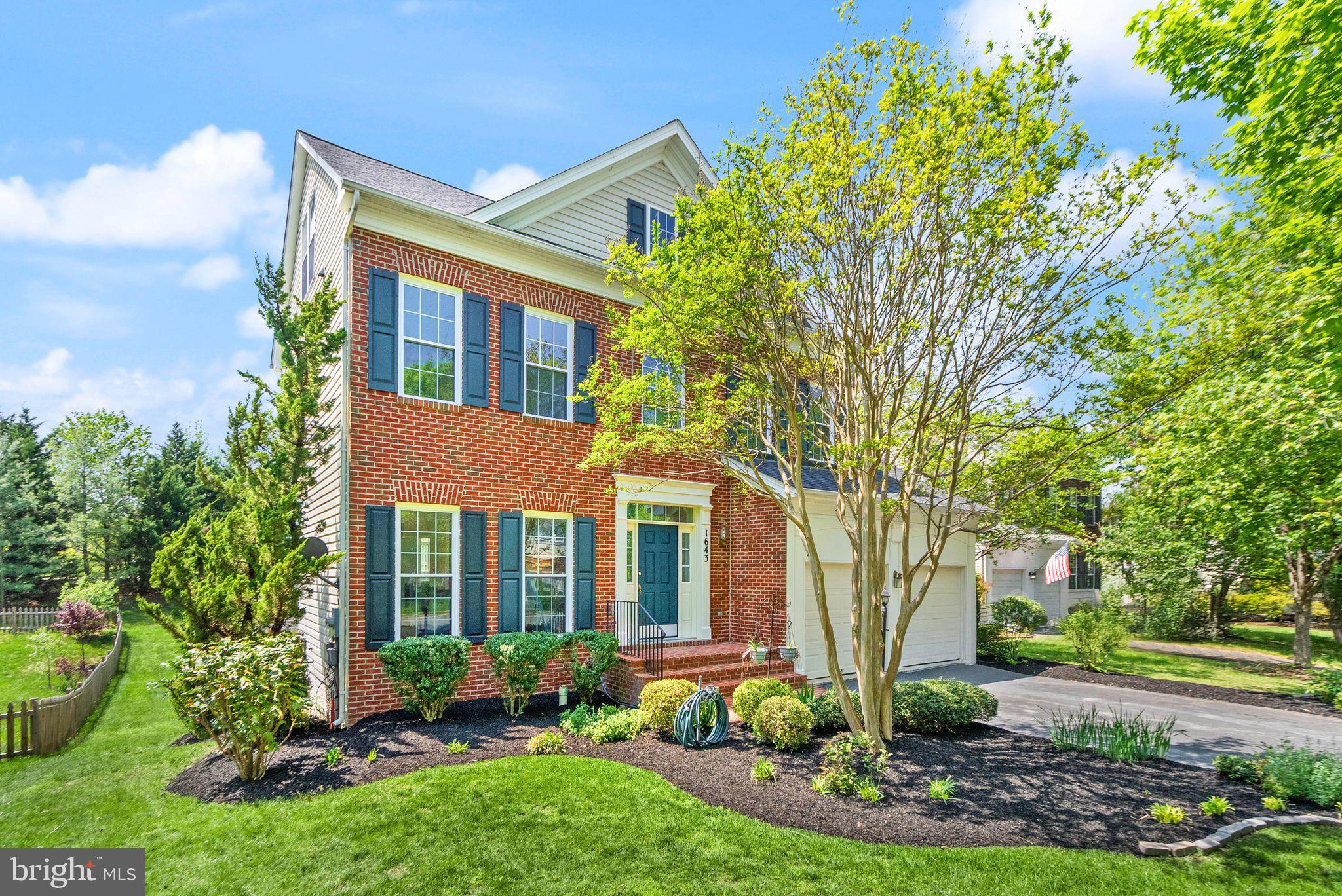 EDWARDS LANDING - Residential