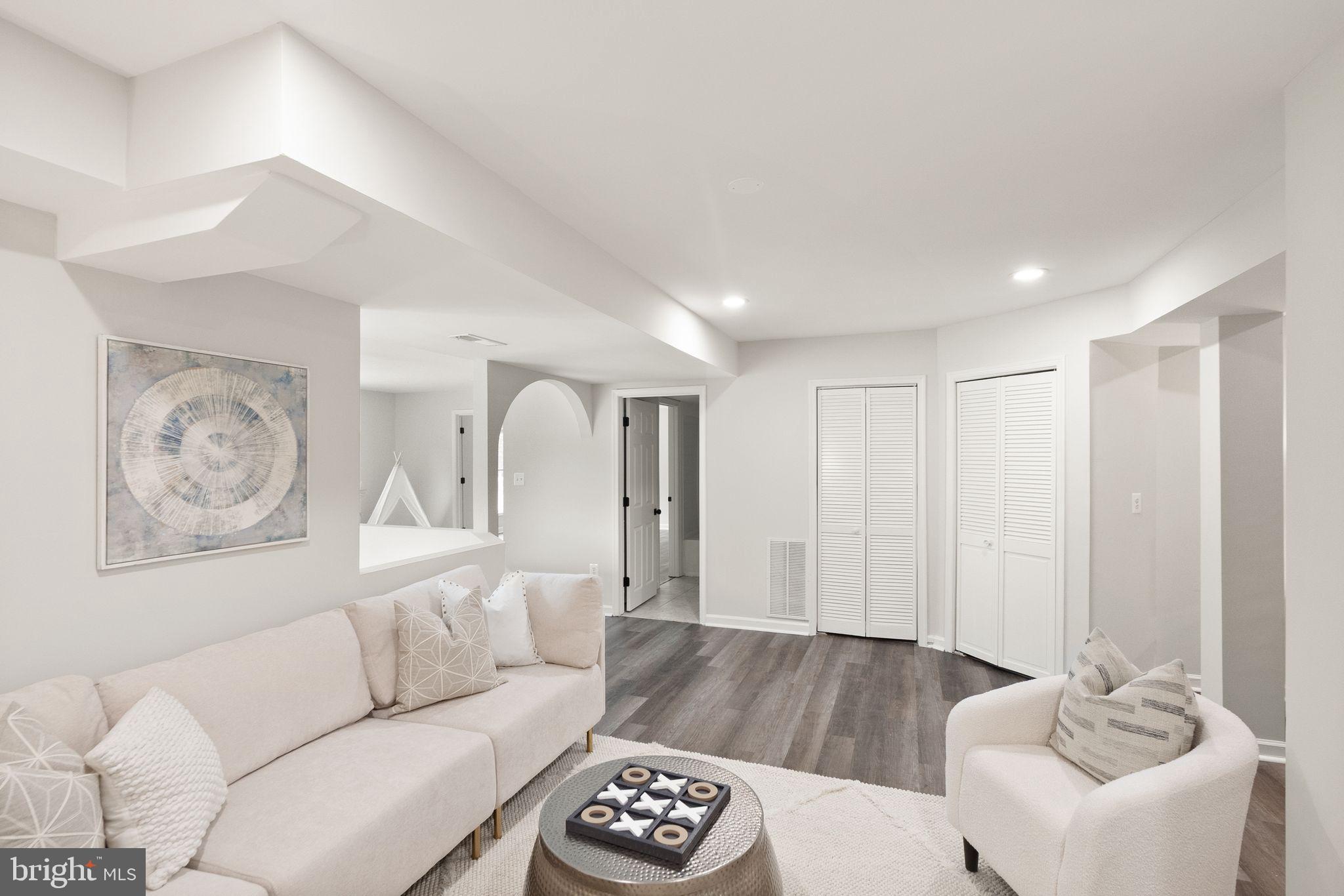 EDWARDS LANDING - Residential