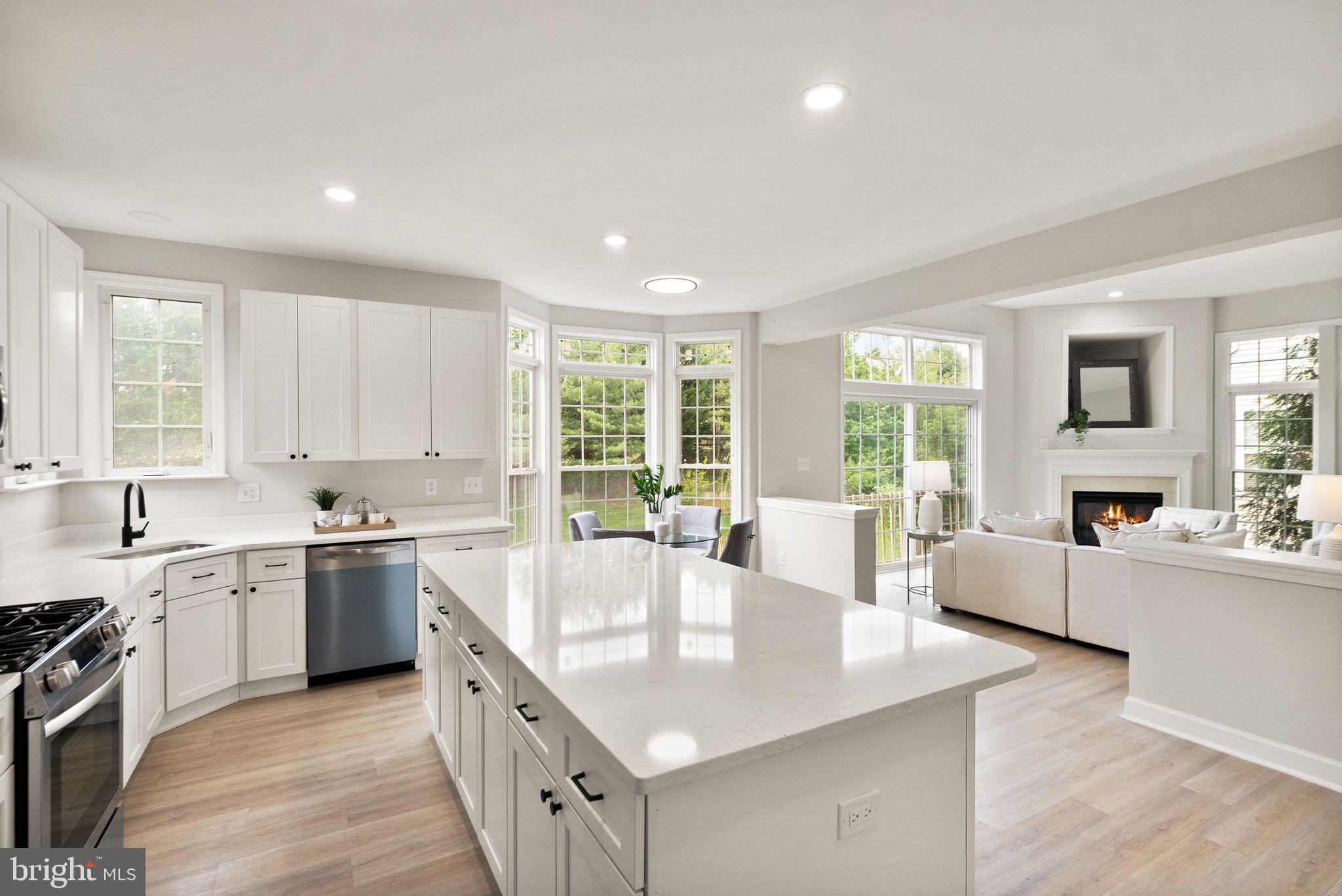 EDWARDS LANDING - Residential