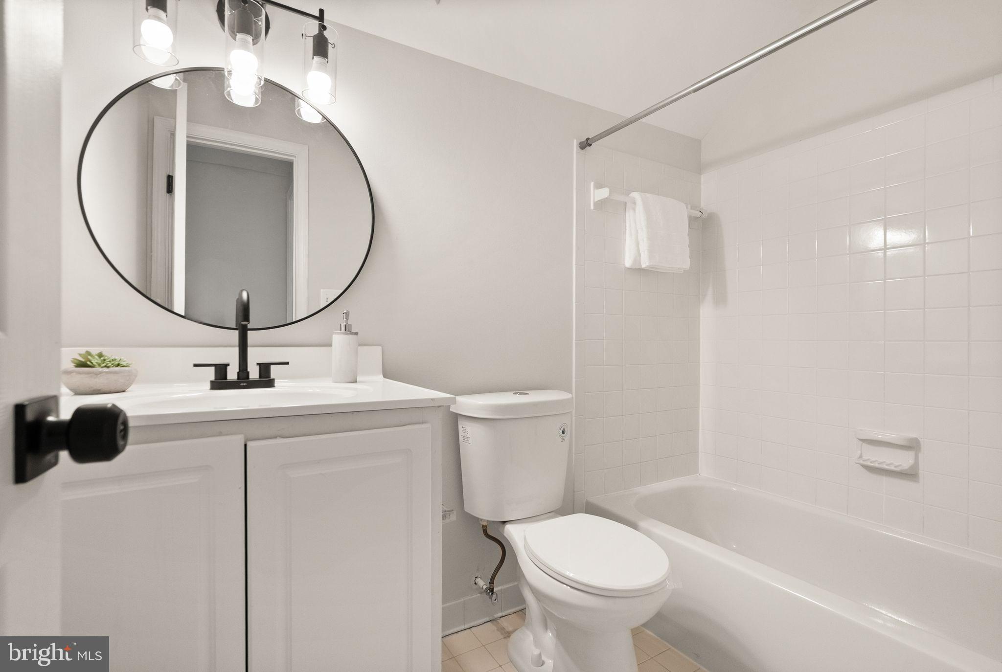 EDWARDS LANDING - Residential