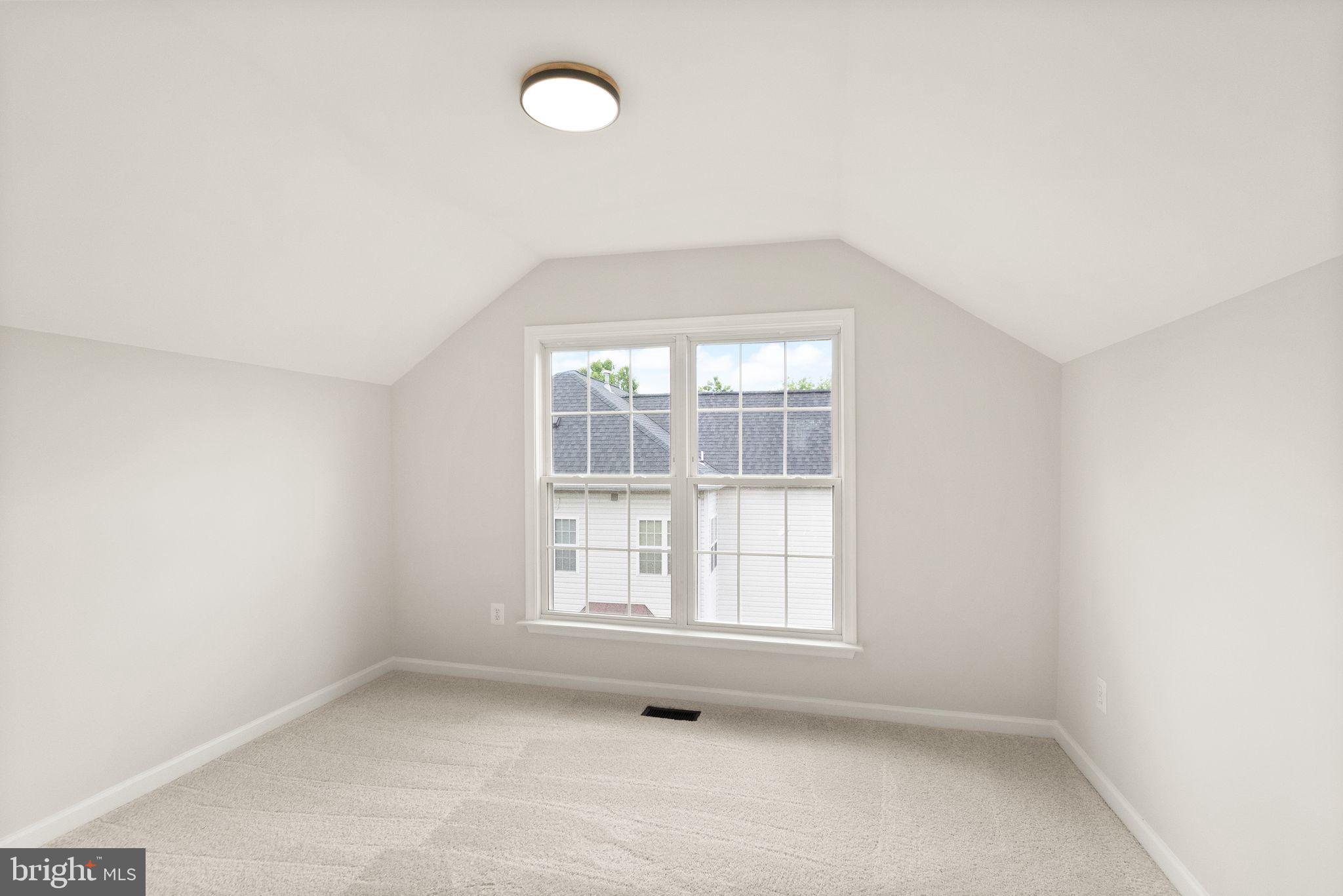 EDWARDS LANDING - Residential