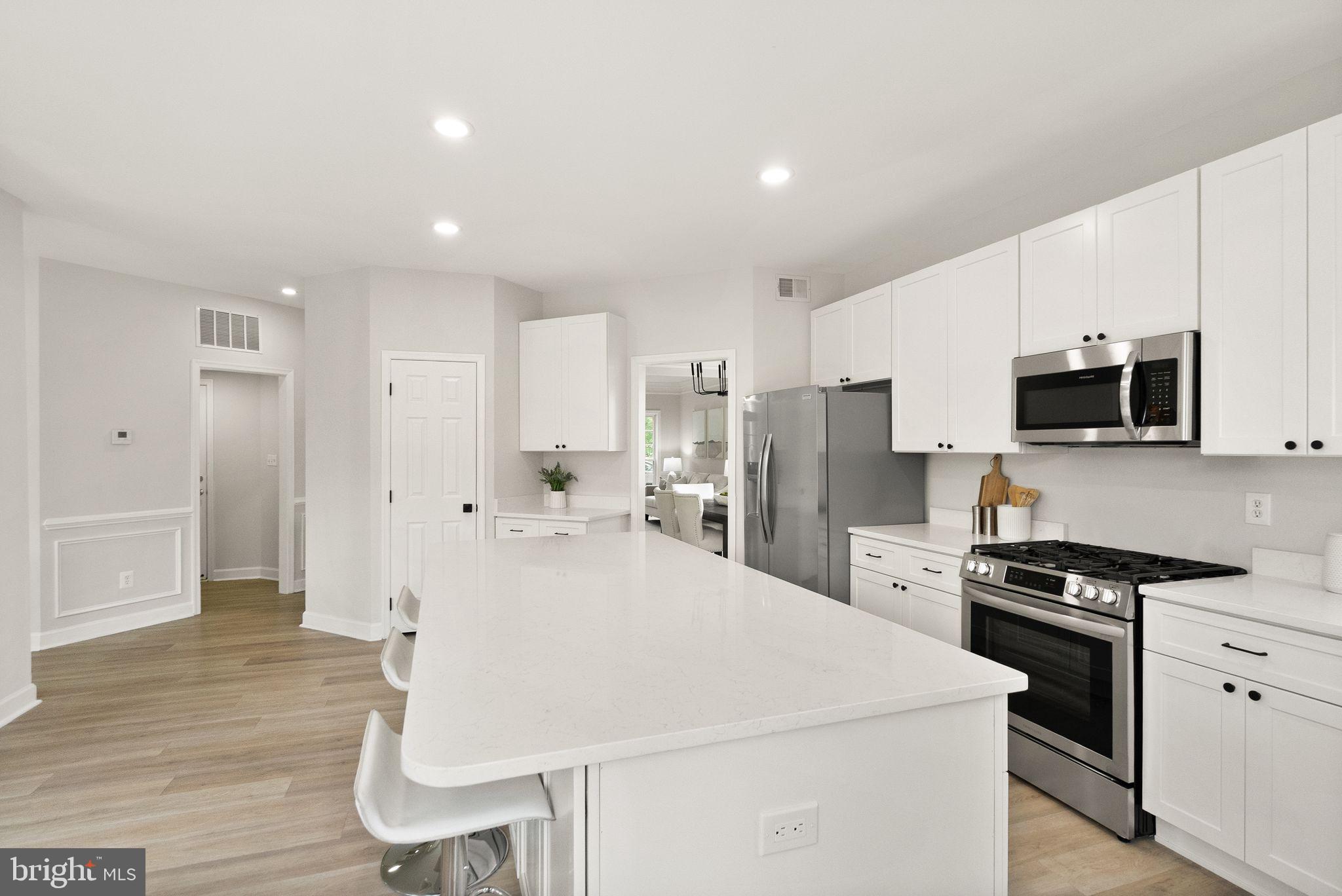 EDWARDS LANDING - Residential