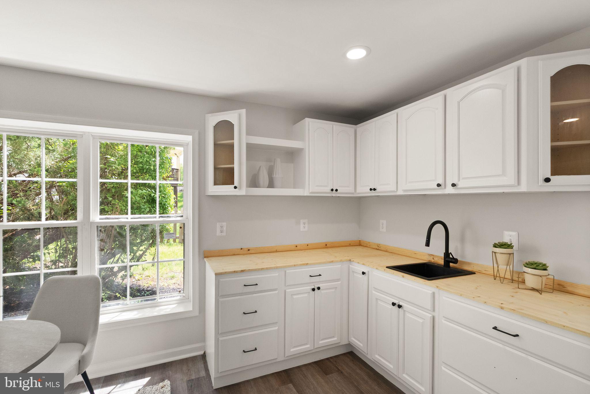 EDWARDS LANDING - Residential