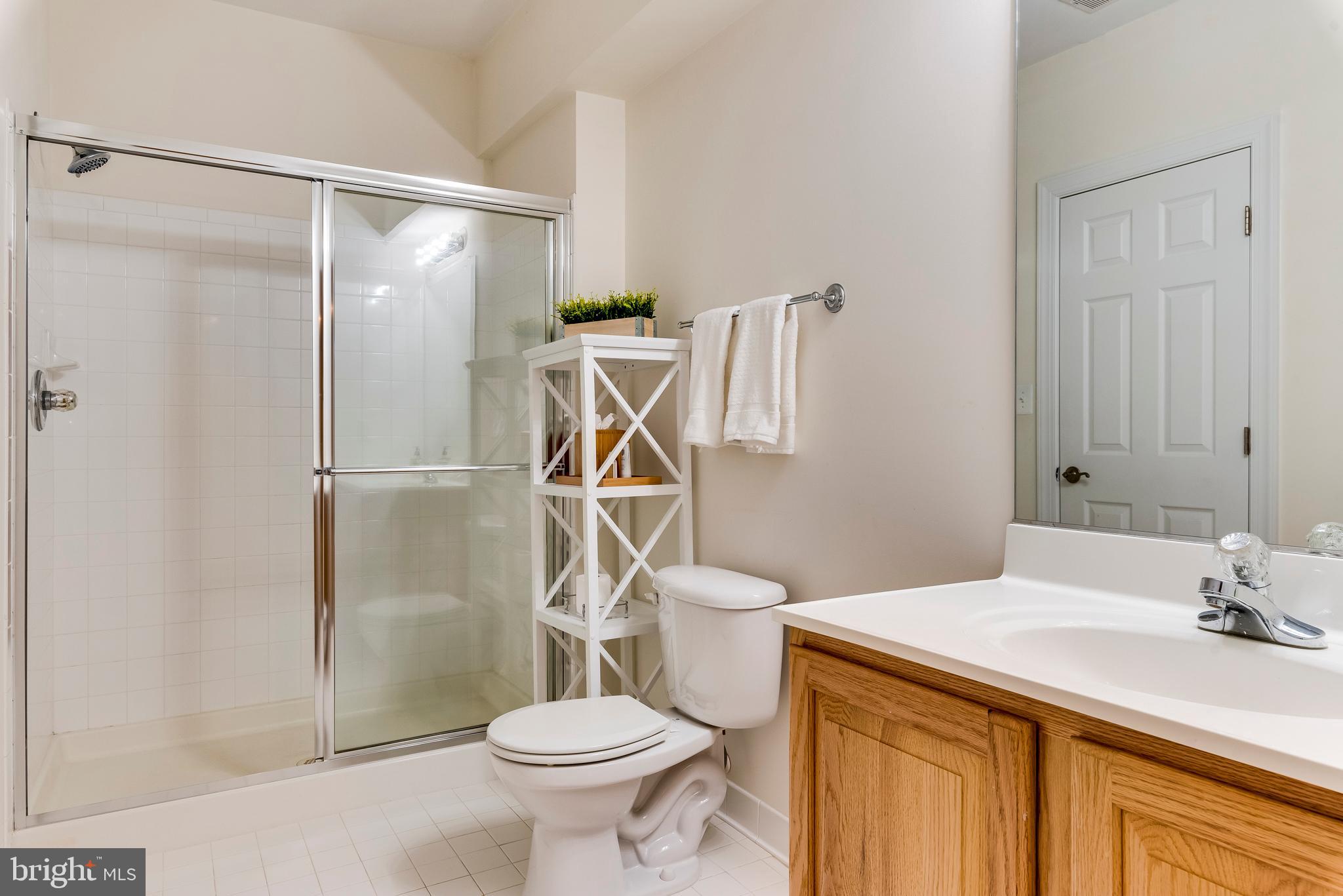 WHITEHALL MANOR - Residential