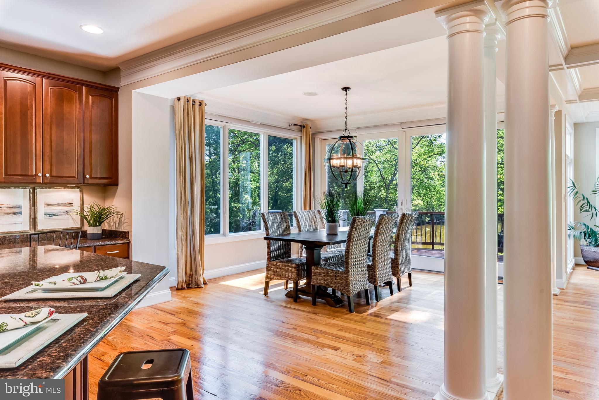 WHITEHALL MANOR - Residential