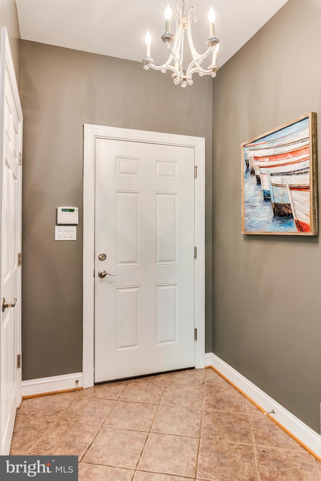 WHITEHALL MANOR - Residential