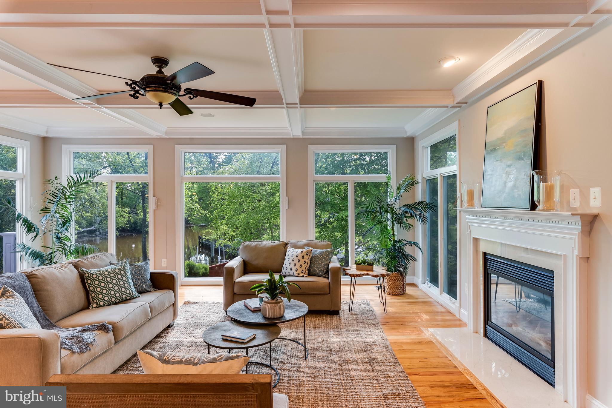 WHITEHALL MANOR - Residential