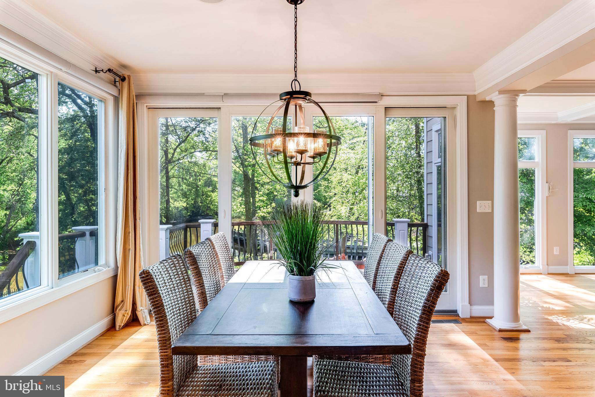 WHITEHALL MANOR - Residential