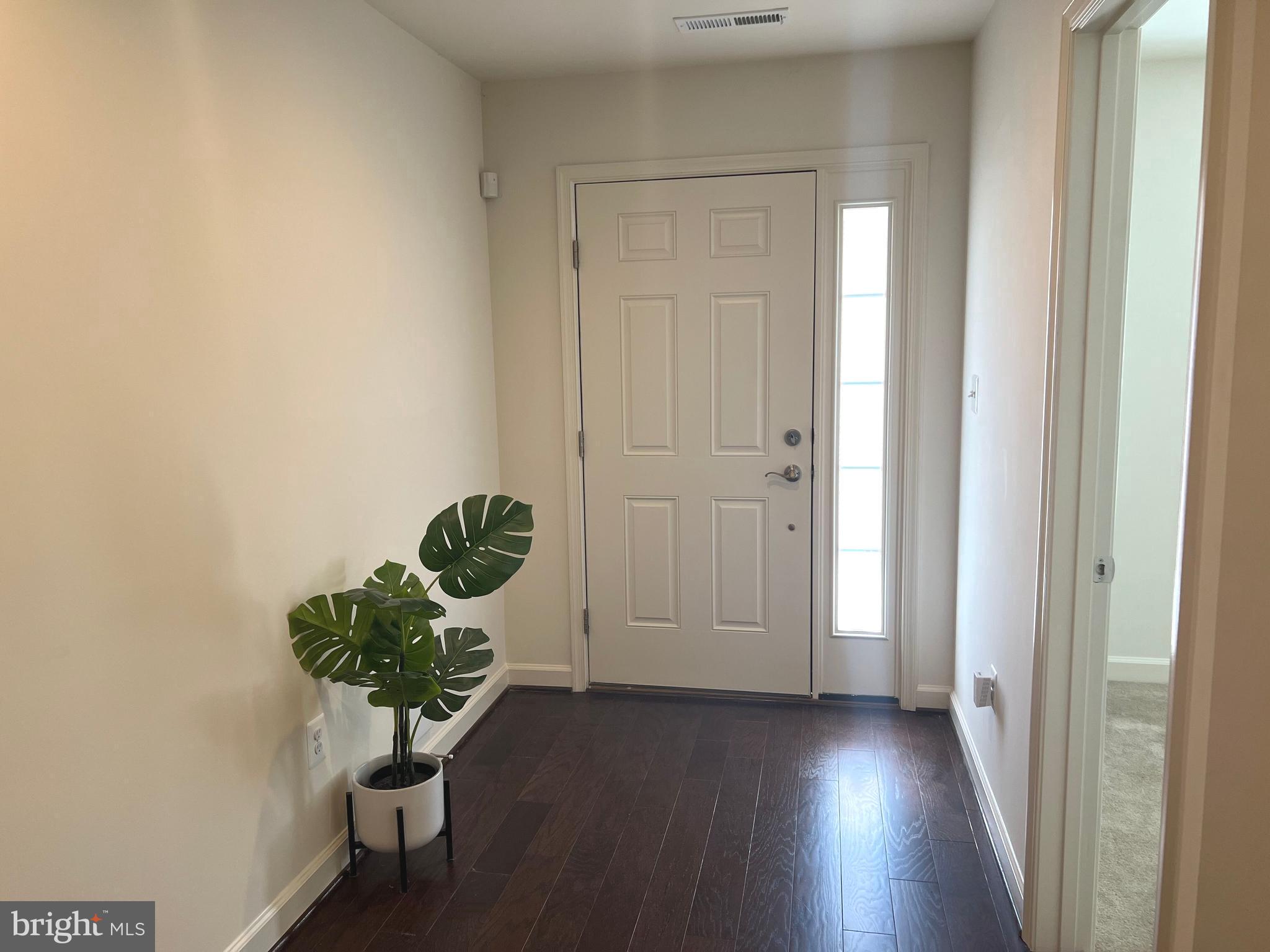 WOOD GLEN - Residential