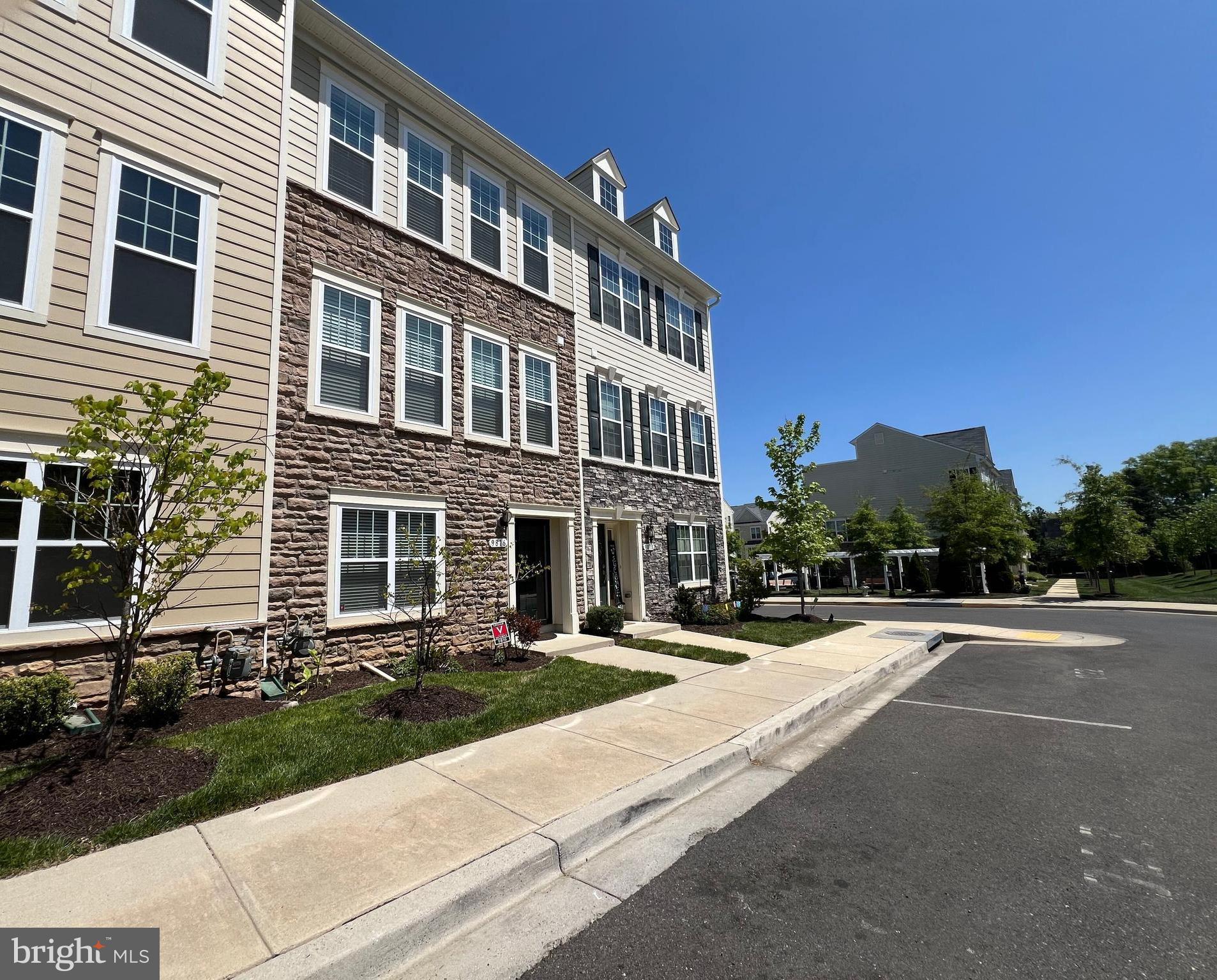 WOOD GLEN - Residential