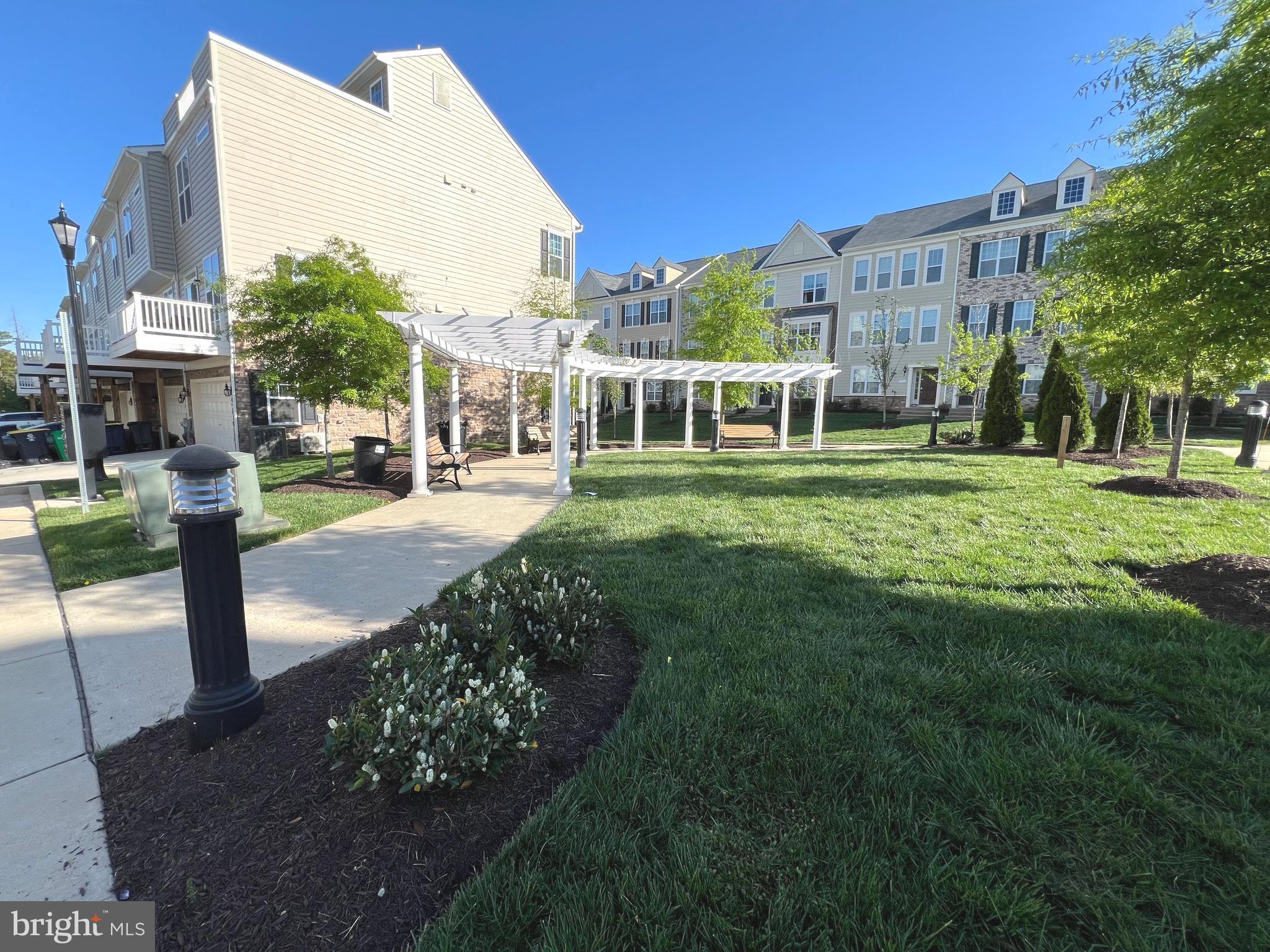 WOOD GLEN - Residential