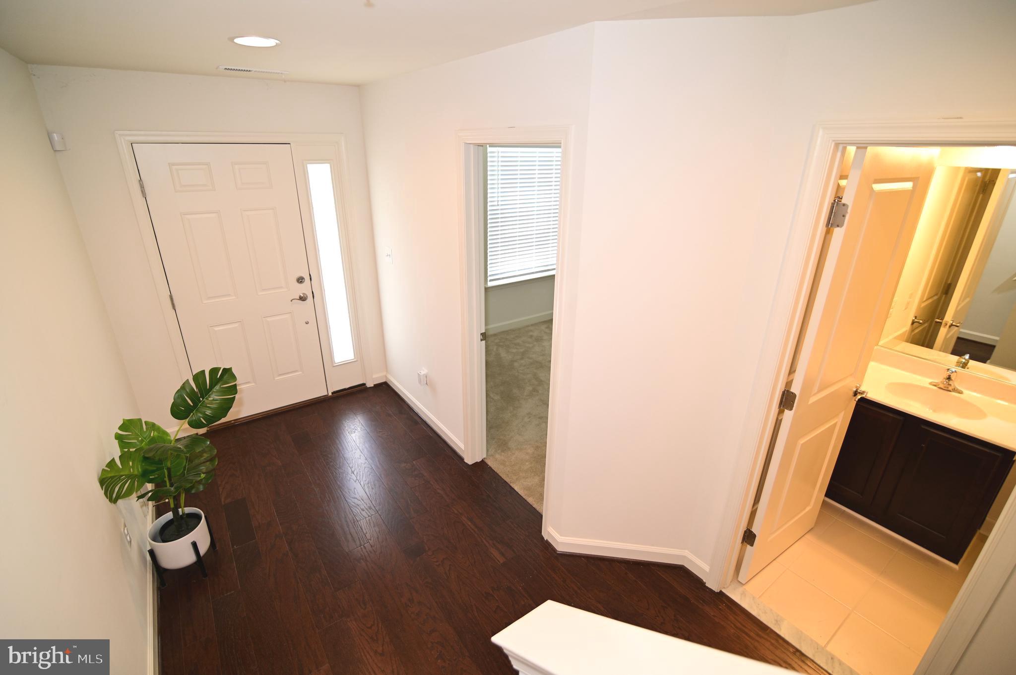 WOOD GLEN - Residential