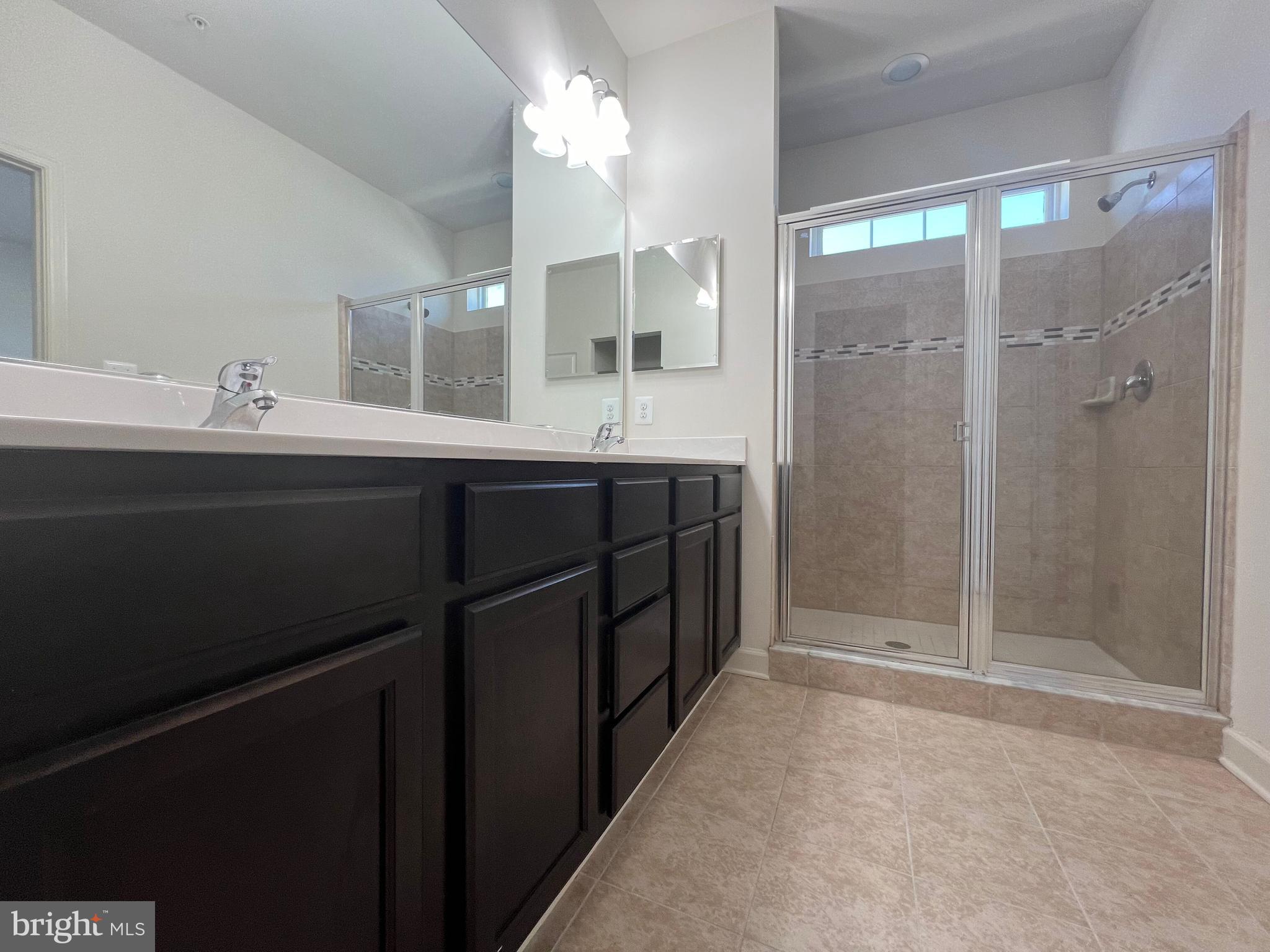 WOOD GLEN - Residential