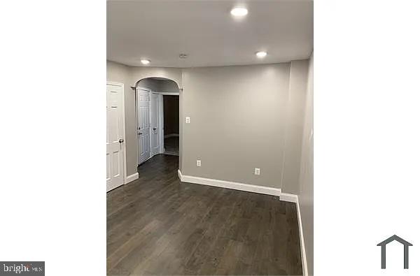 OXFORD CIRCLE - Residential Income