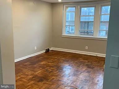 OXFORD CIRCLE - Residential Income