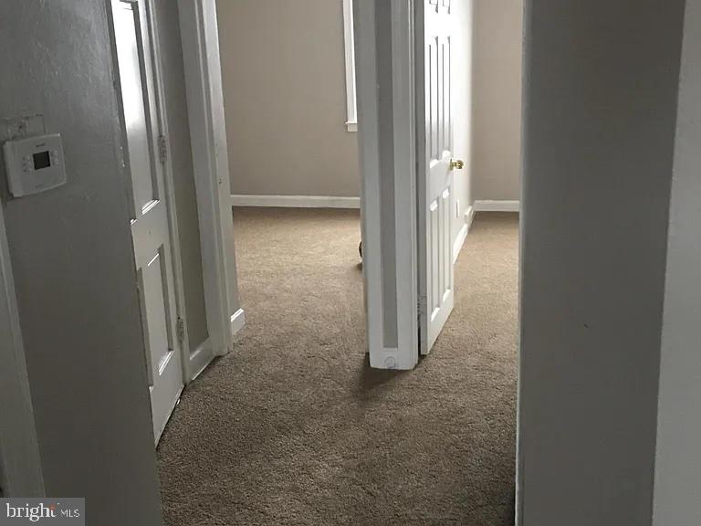 OXFORD CIRCLE - Residential Income