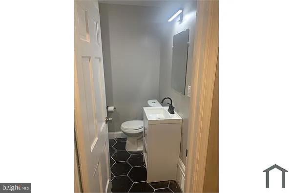 OXFORD CIRCLE - Residential Income