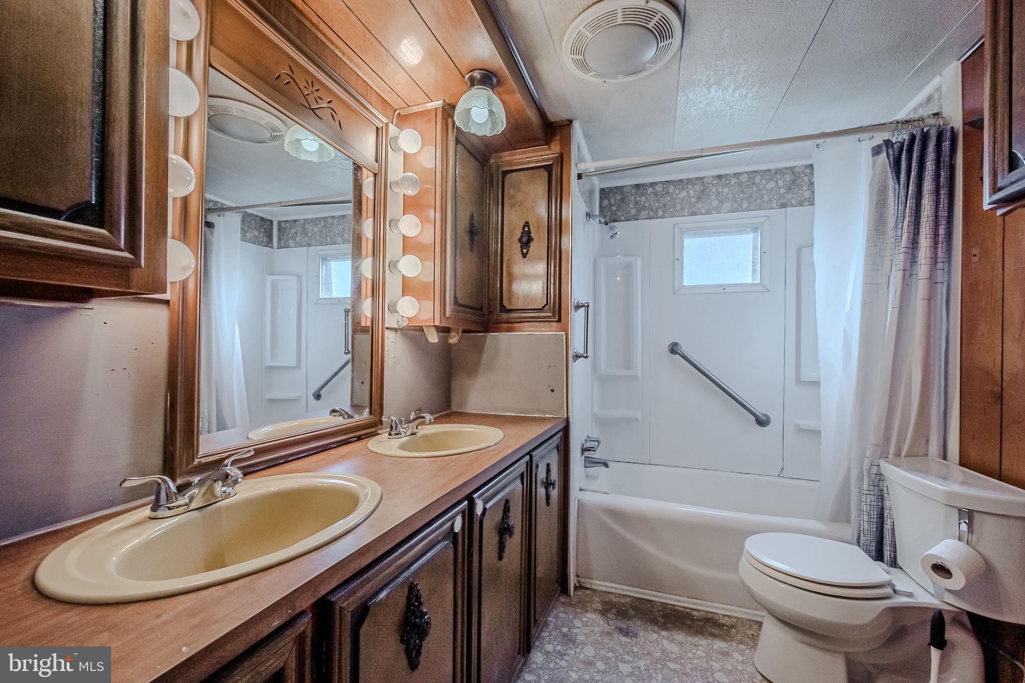 POSSUM POINT - Residential