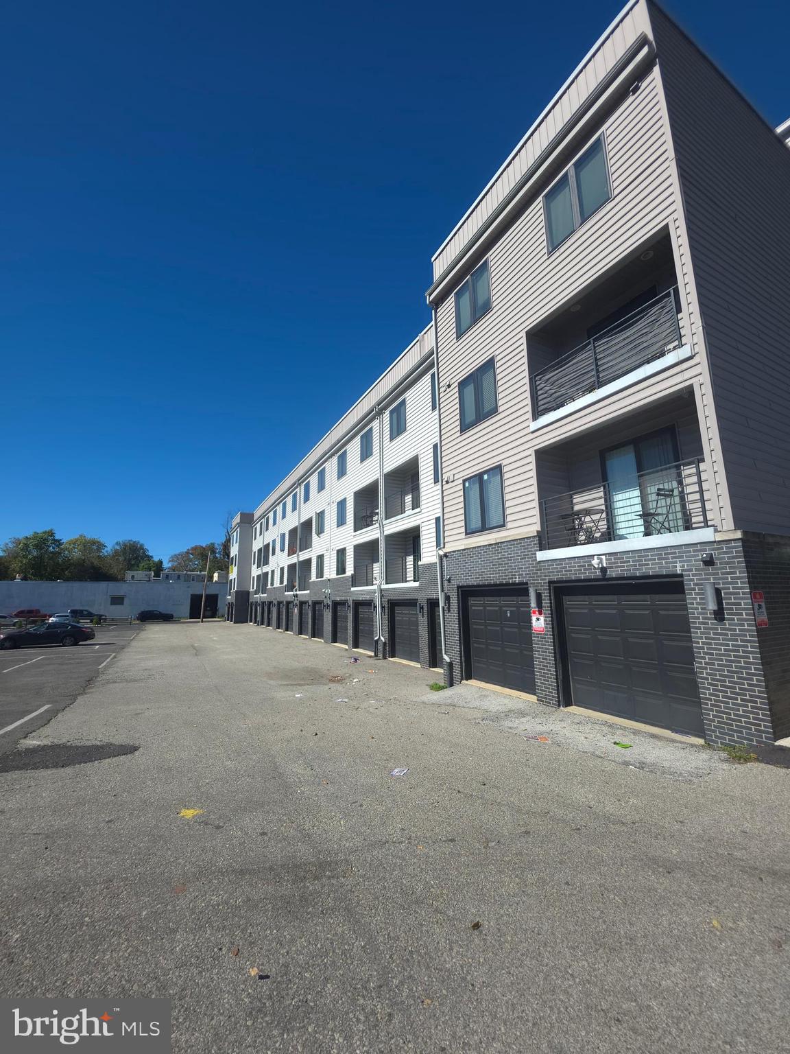 ALLEGHENY WEST - Residential Lease