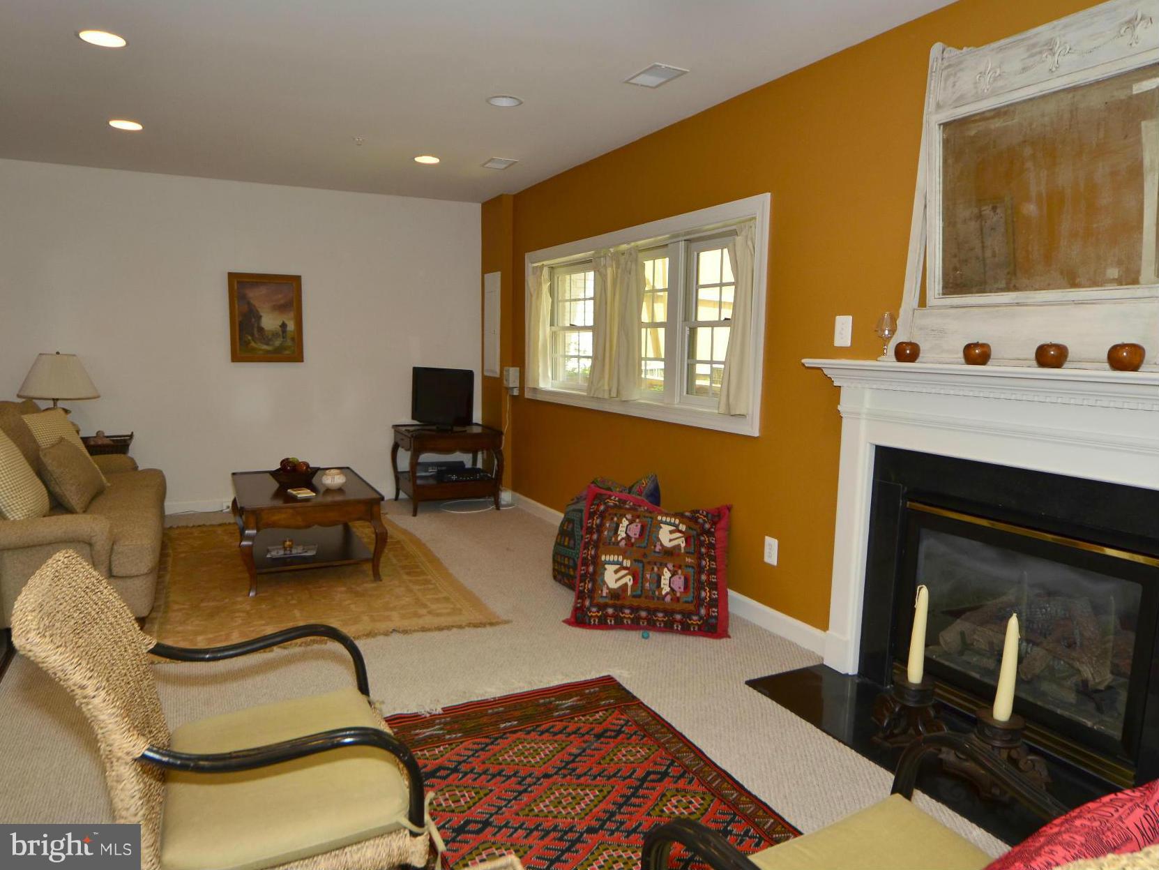 STONE CREEK CROSSING - Residential