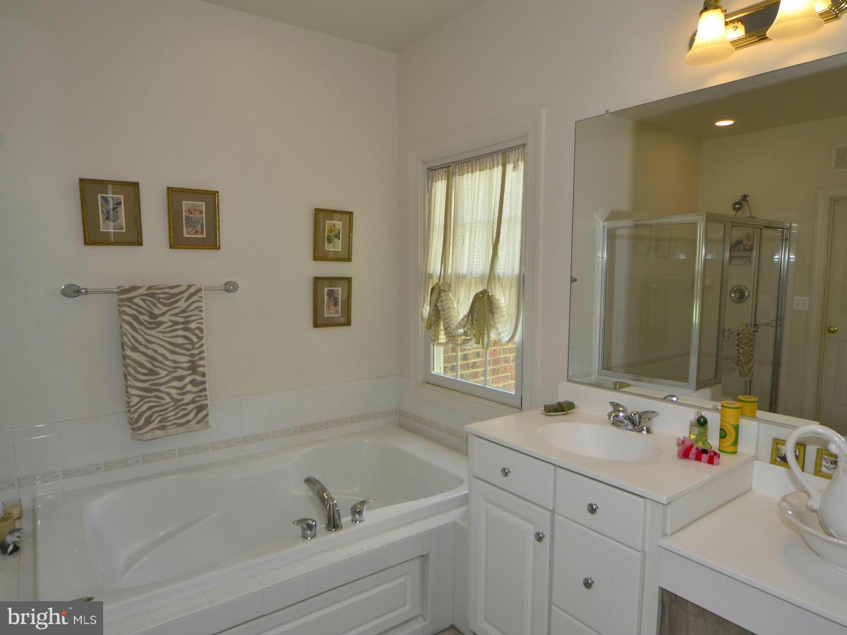 STONE CREEK CROSSING - Residential