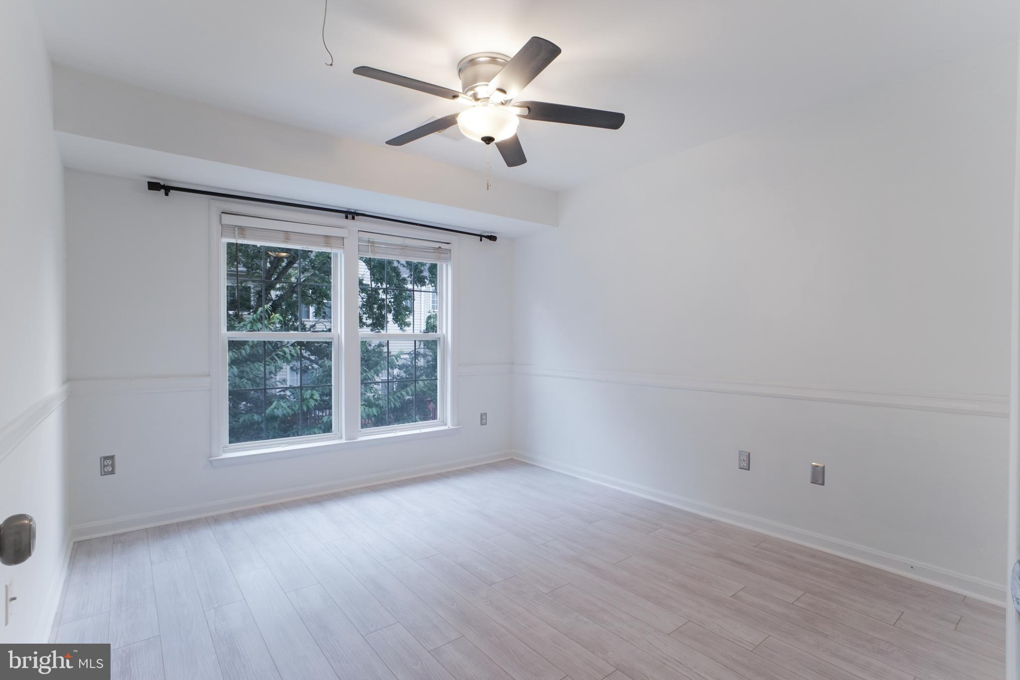 POTOMAC LAKES - Residential