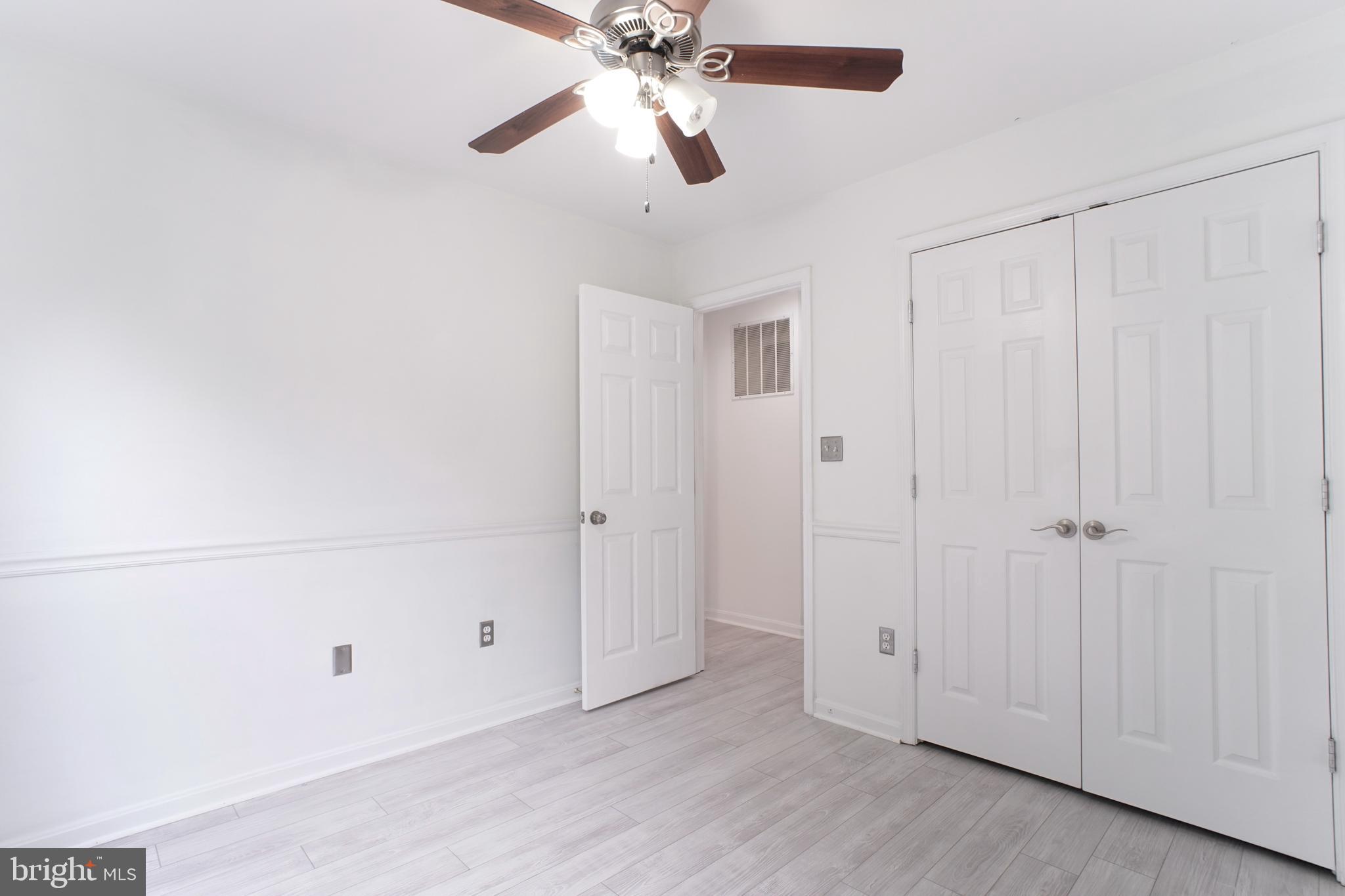 POTOMAC LAKES - Residential