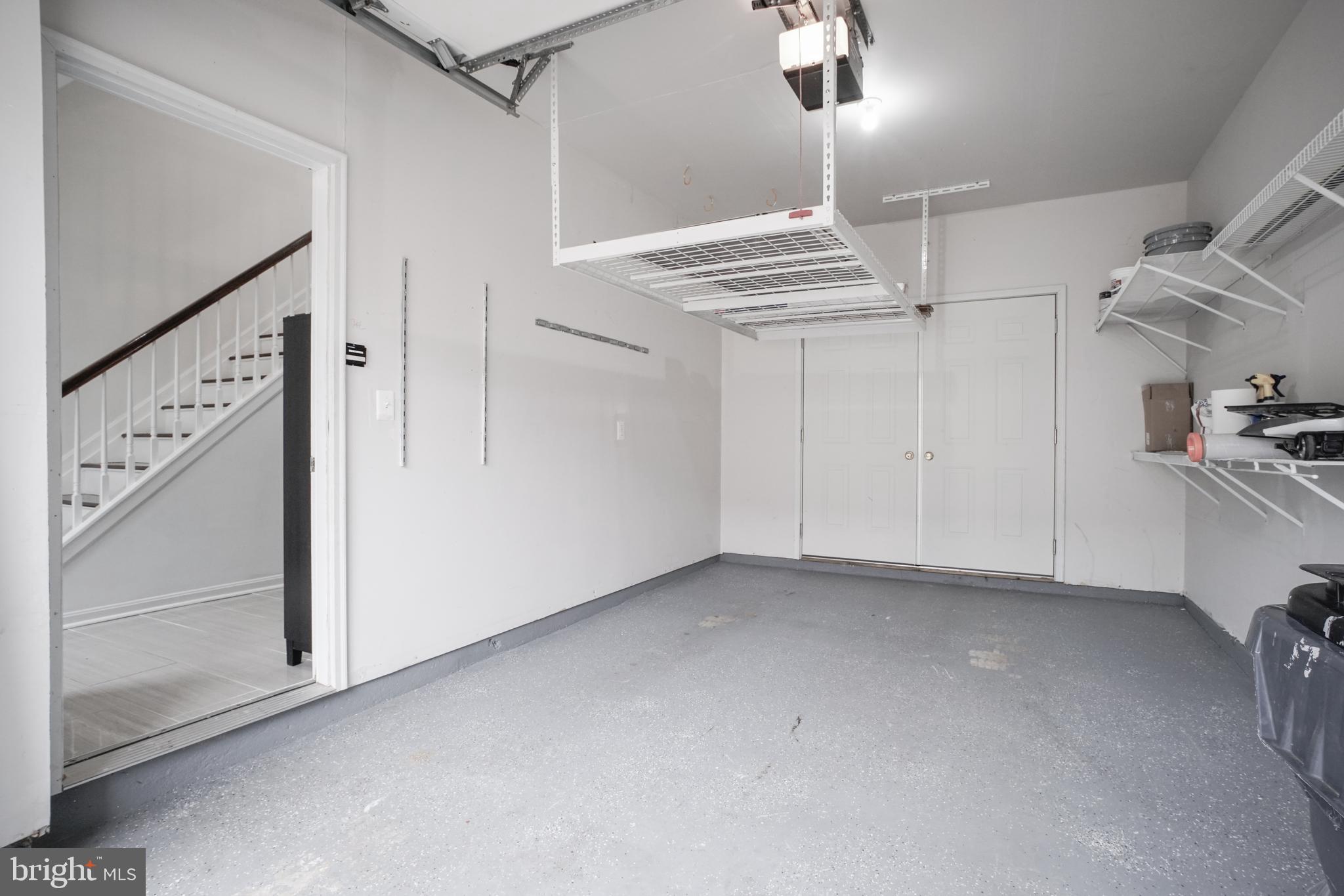 POTOMAC LAKES - Residential