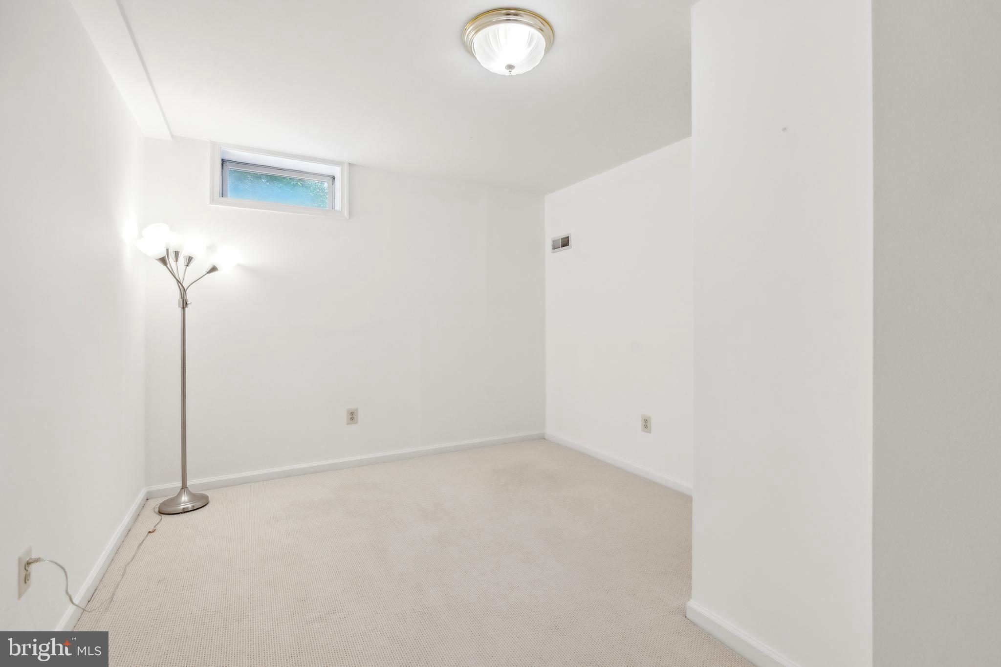 XANADU ESTATES - Residential