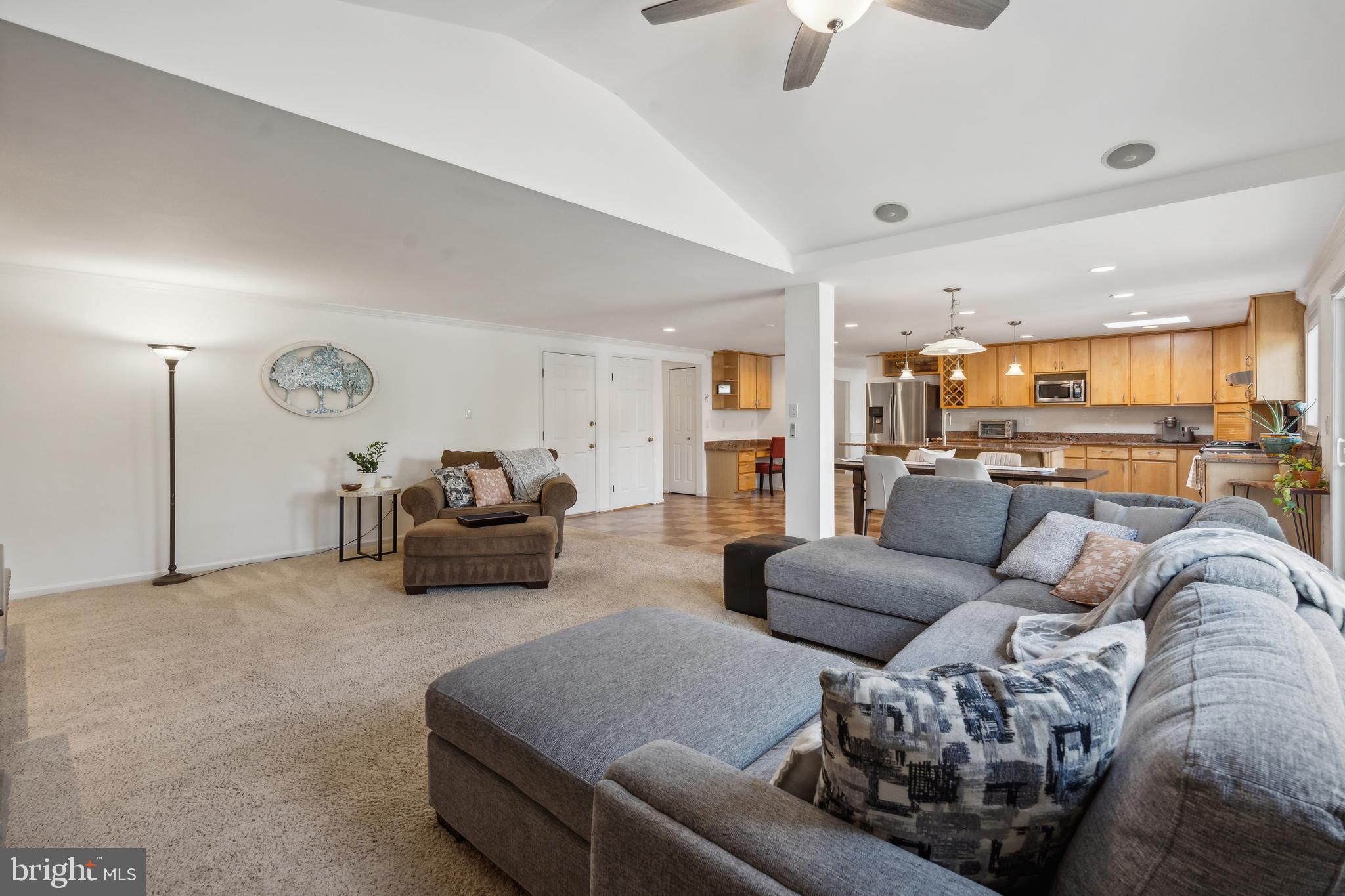 XANADU ESTATES - Residential