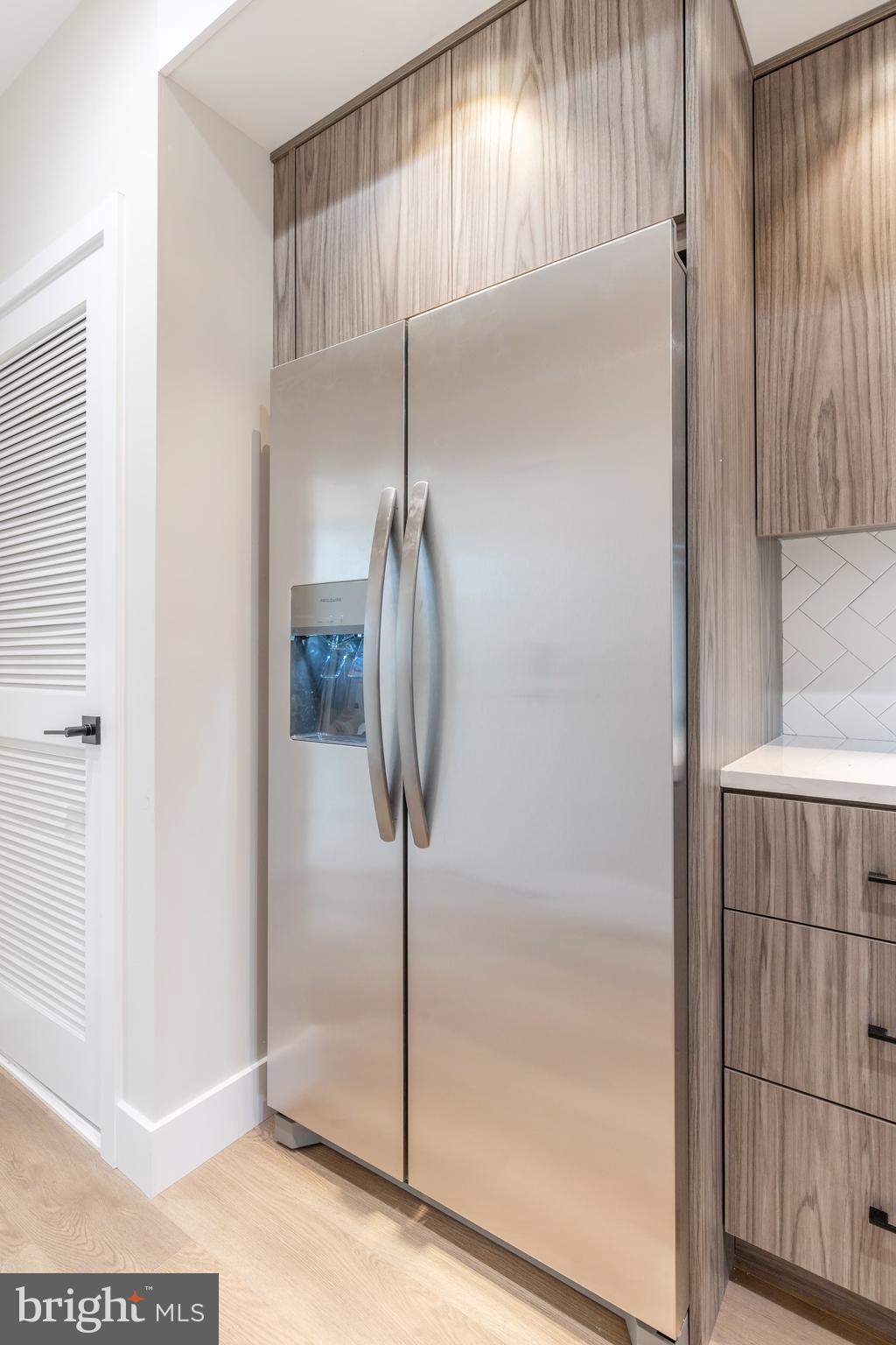 LUDLOW - Residential Income