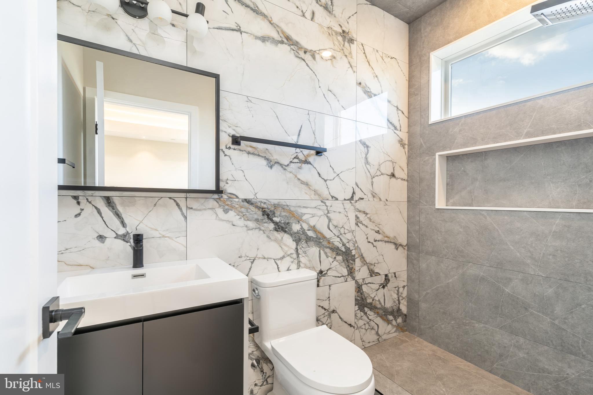 LUDLOW - Residential Income