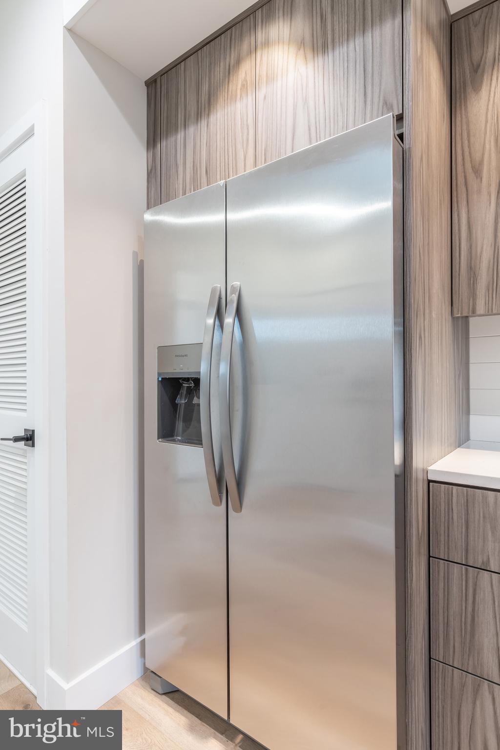 LUDLOW - Residential Income