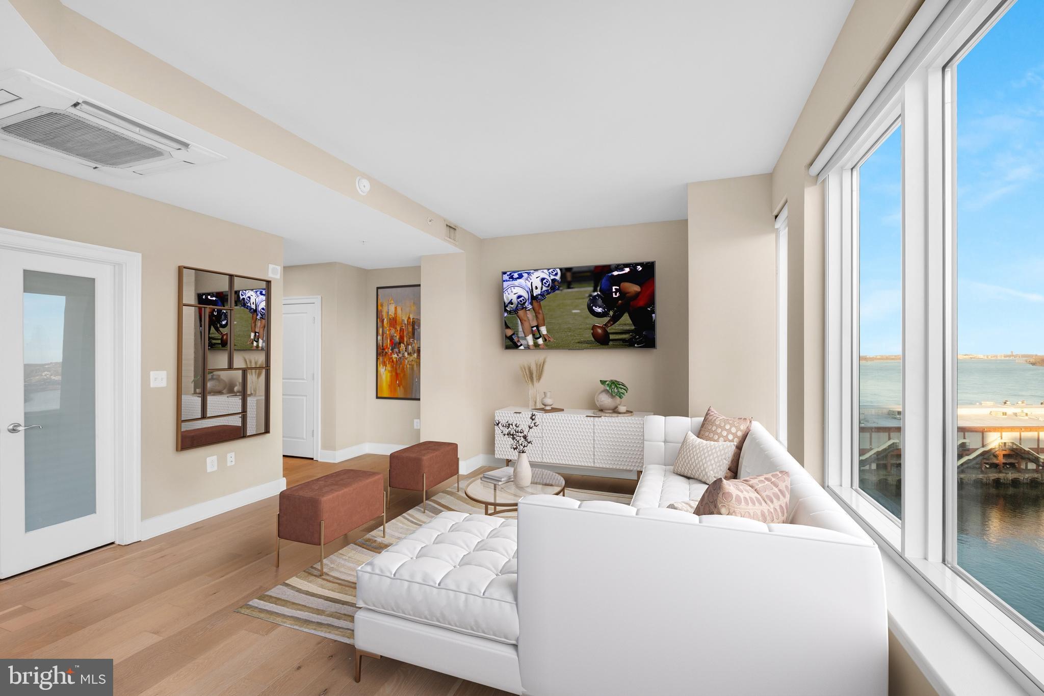 235 N COLUMBUS BOULEVARD 619