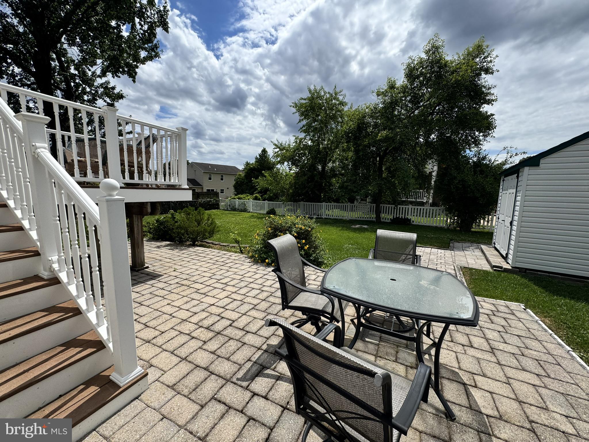 4 MCKENNA COURT