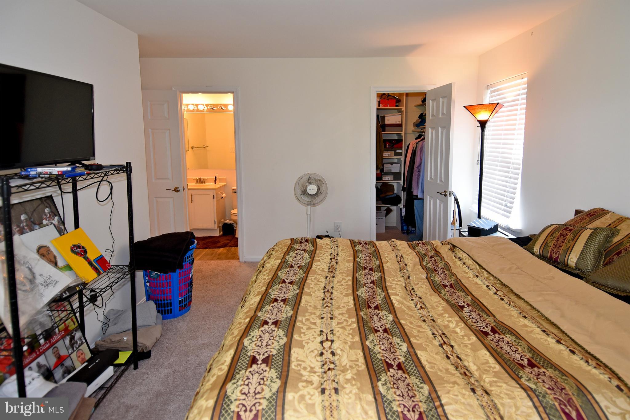 HAMPTON HOUSE - Residential Lease