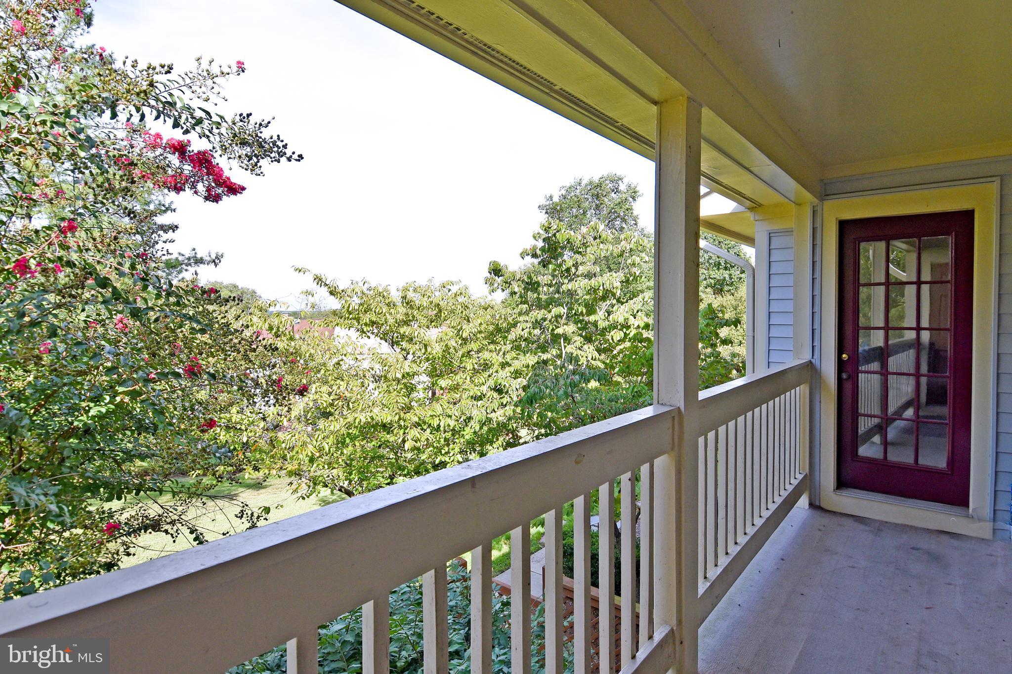 HAMPTON HOUSE - Residential Lease